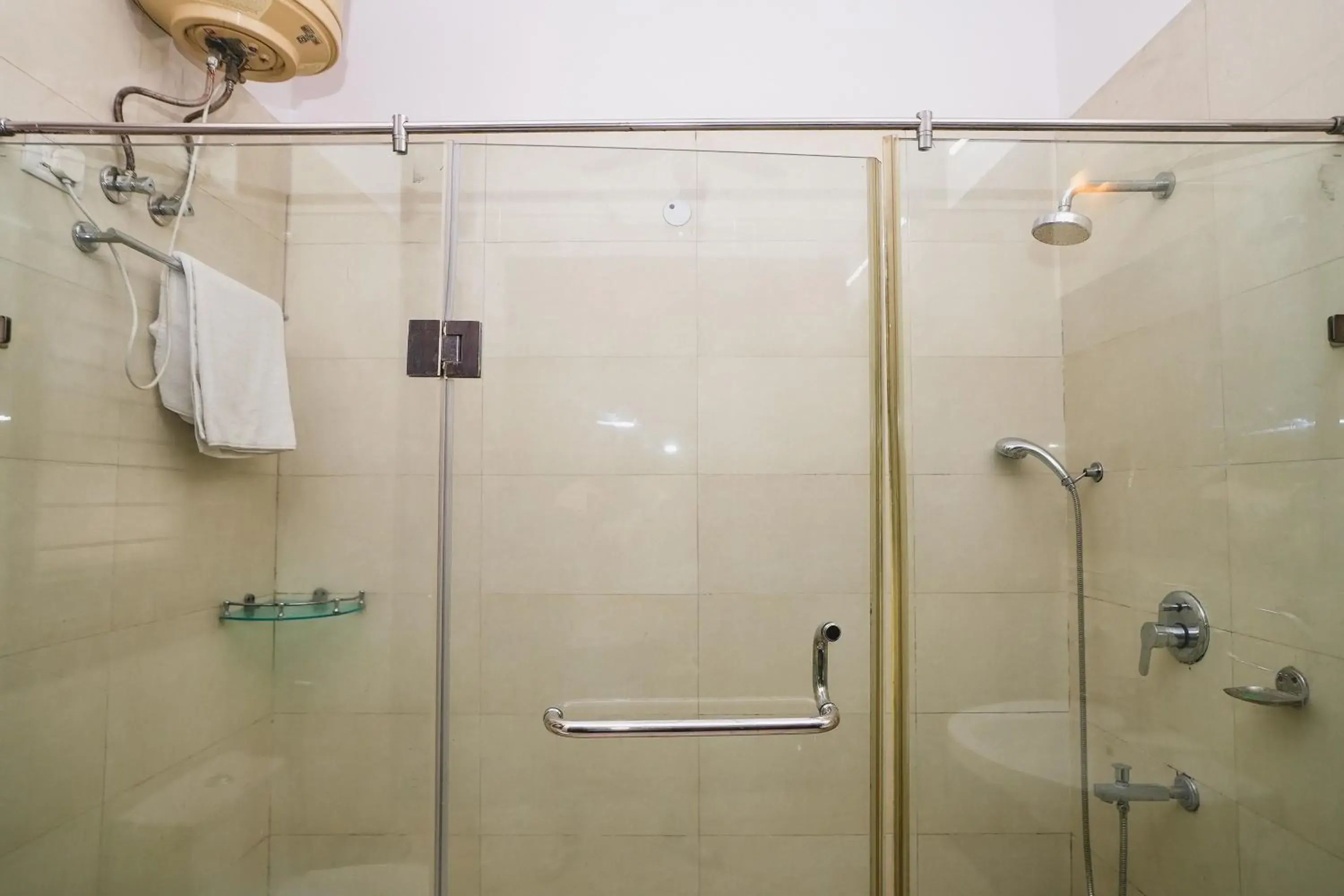 Bathroom in Mintstar Apartment and Suites, Chittaranjan Park