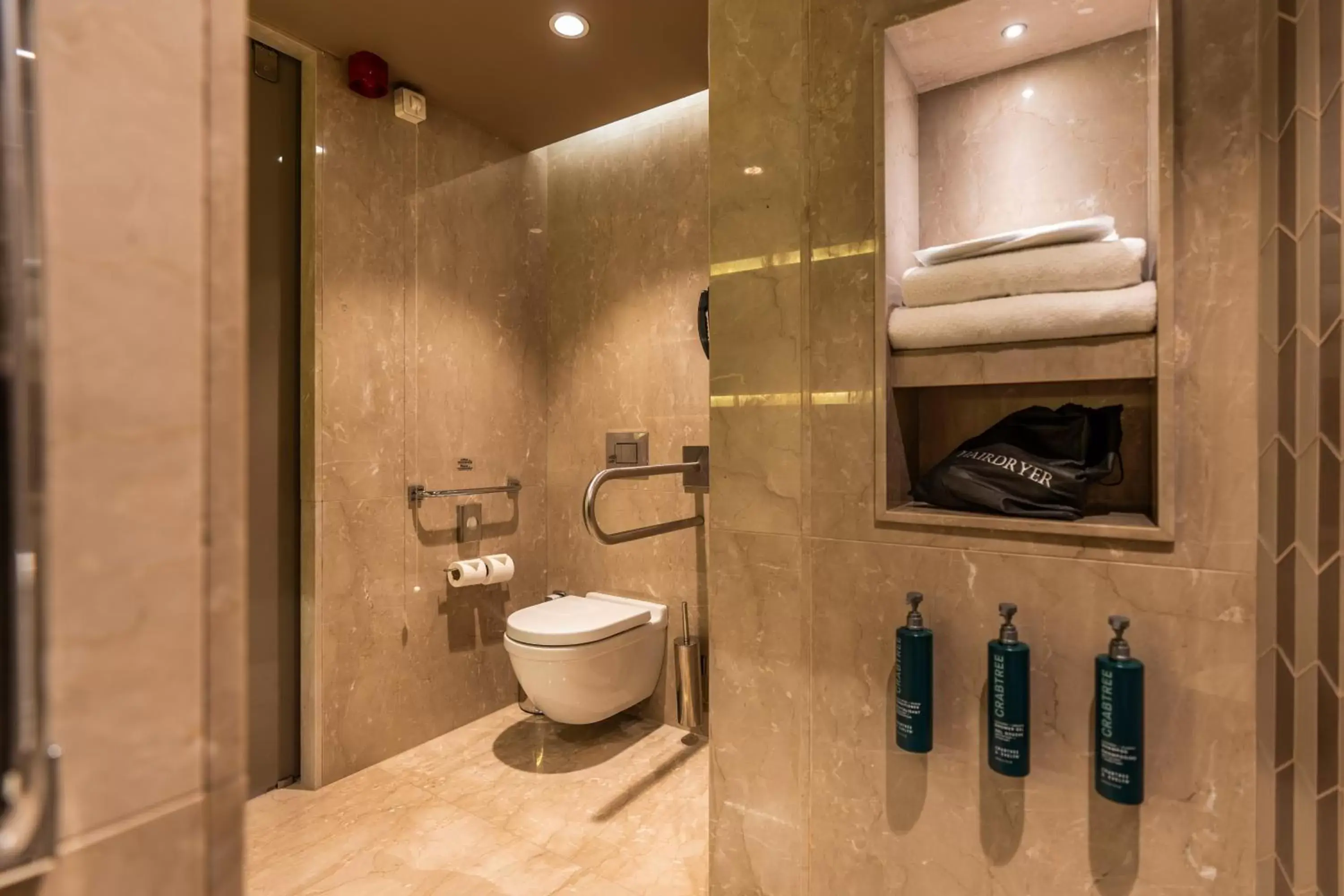 Bathroom in Hilton Istanbul Kozyatagi