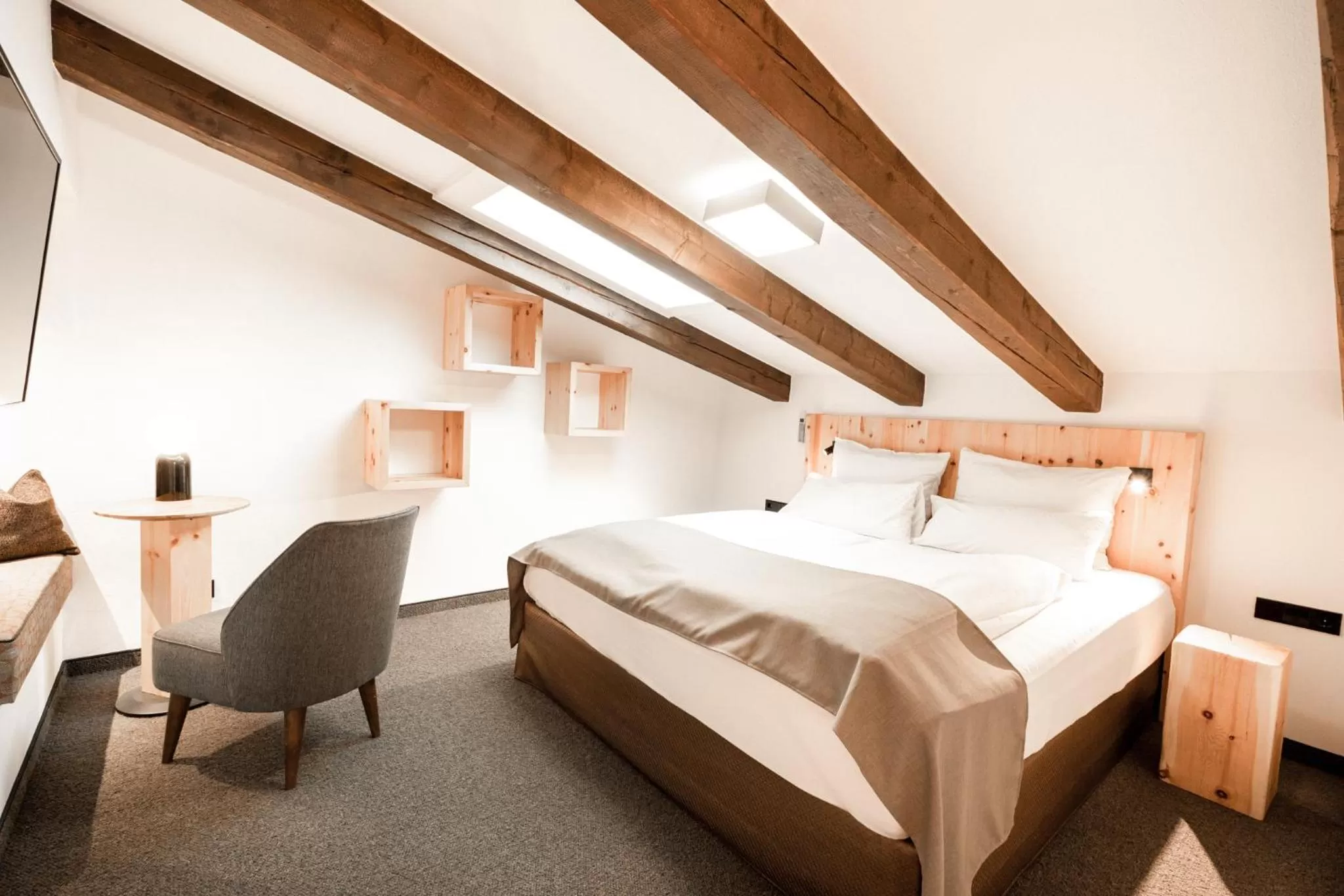 Bedroom, Bed in Hotel & Appartements Tiroler Buam