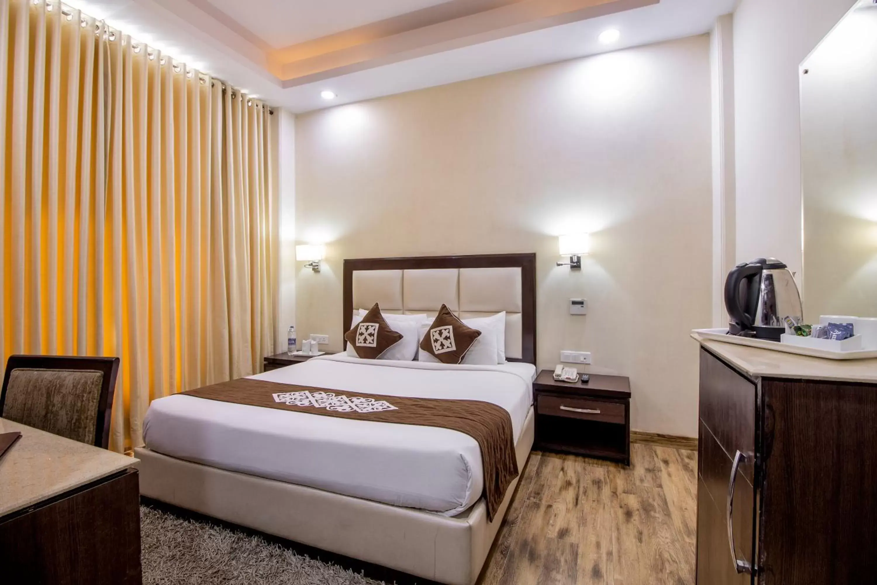 Bedroom, Bed in Snow Valley Resorts Shimla