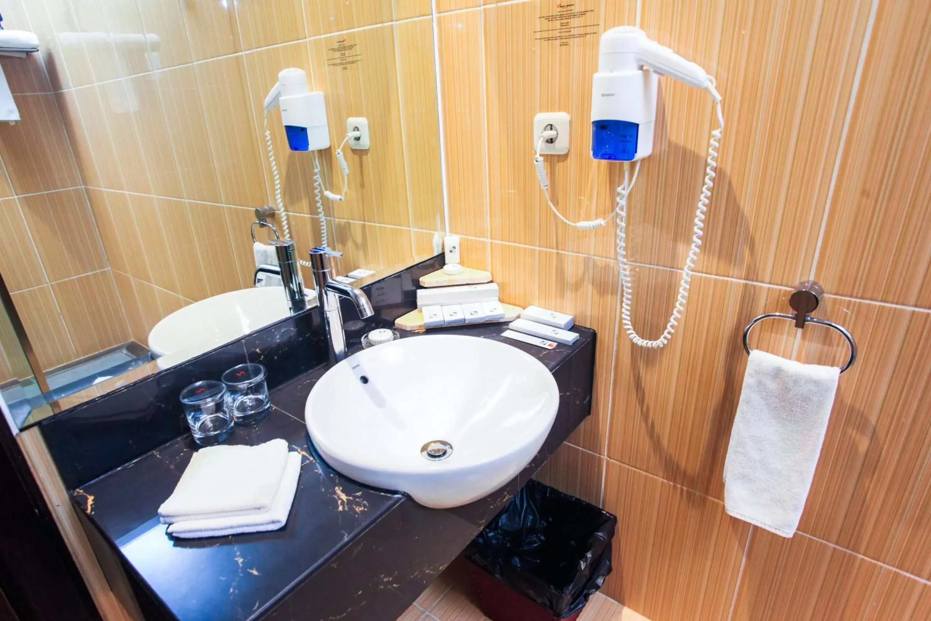 Bathroom in Swiss-Belhotel Kendari