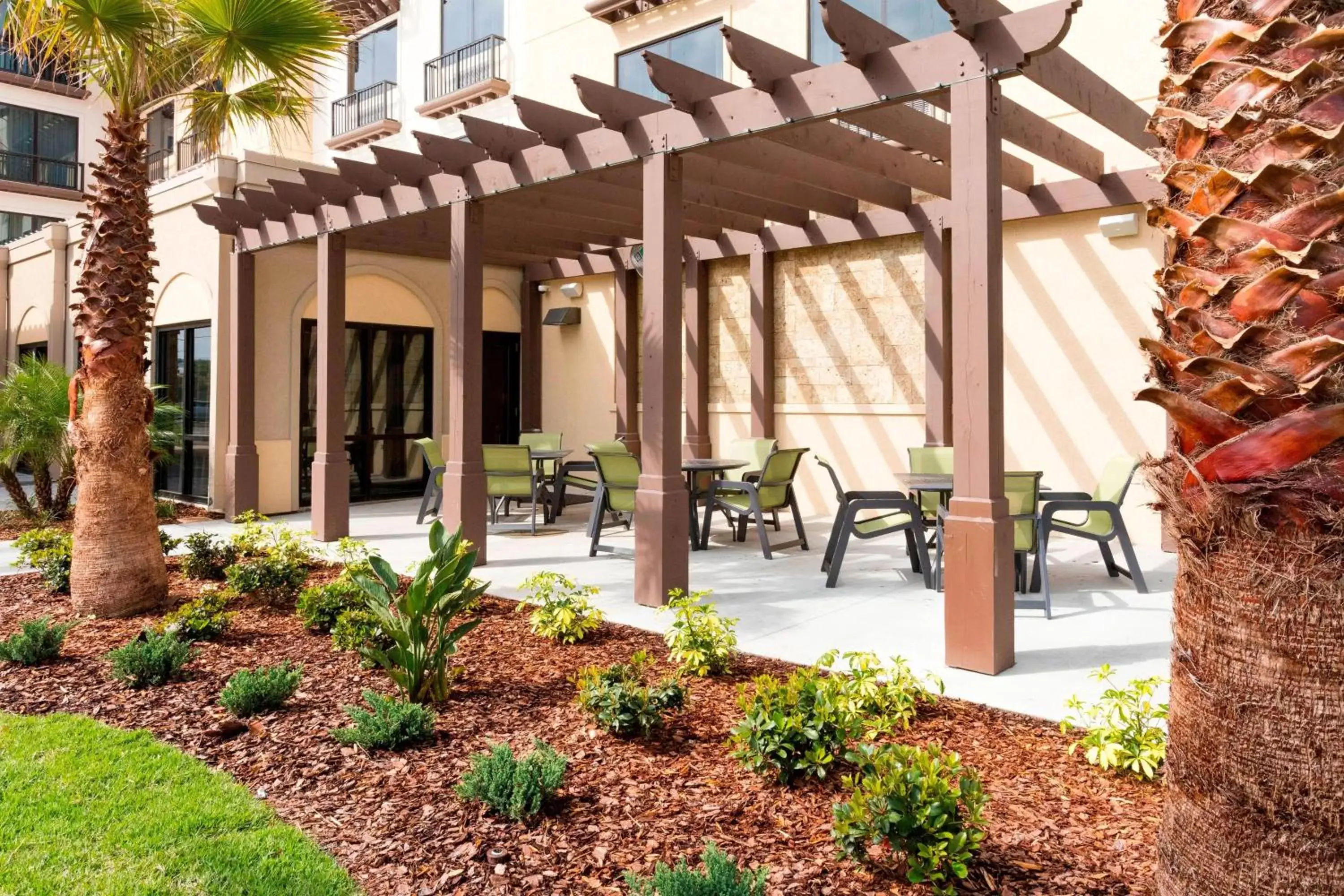 Restaurant/places to eat in Courtyard by Marriott St. Augustine Beach