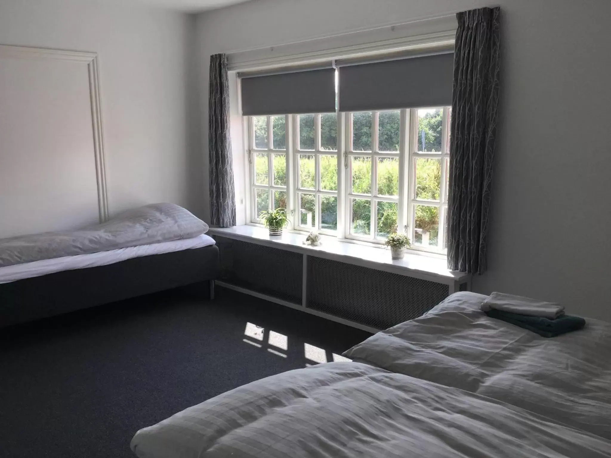 Double Room with Extra Bed - single occupancy in Bed & Breakfast v/Pia Sørensen Double Room with Extra Bed - single occupancy in Bed & Breakfast v/Pia Sørensen