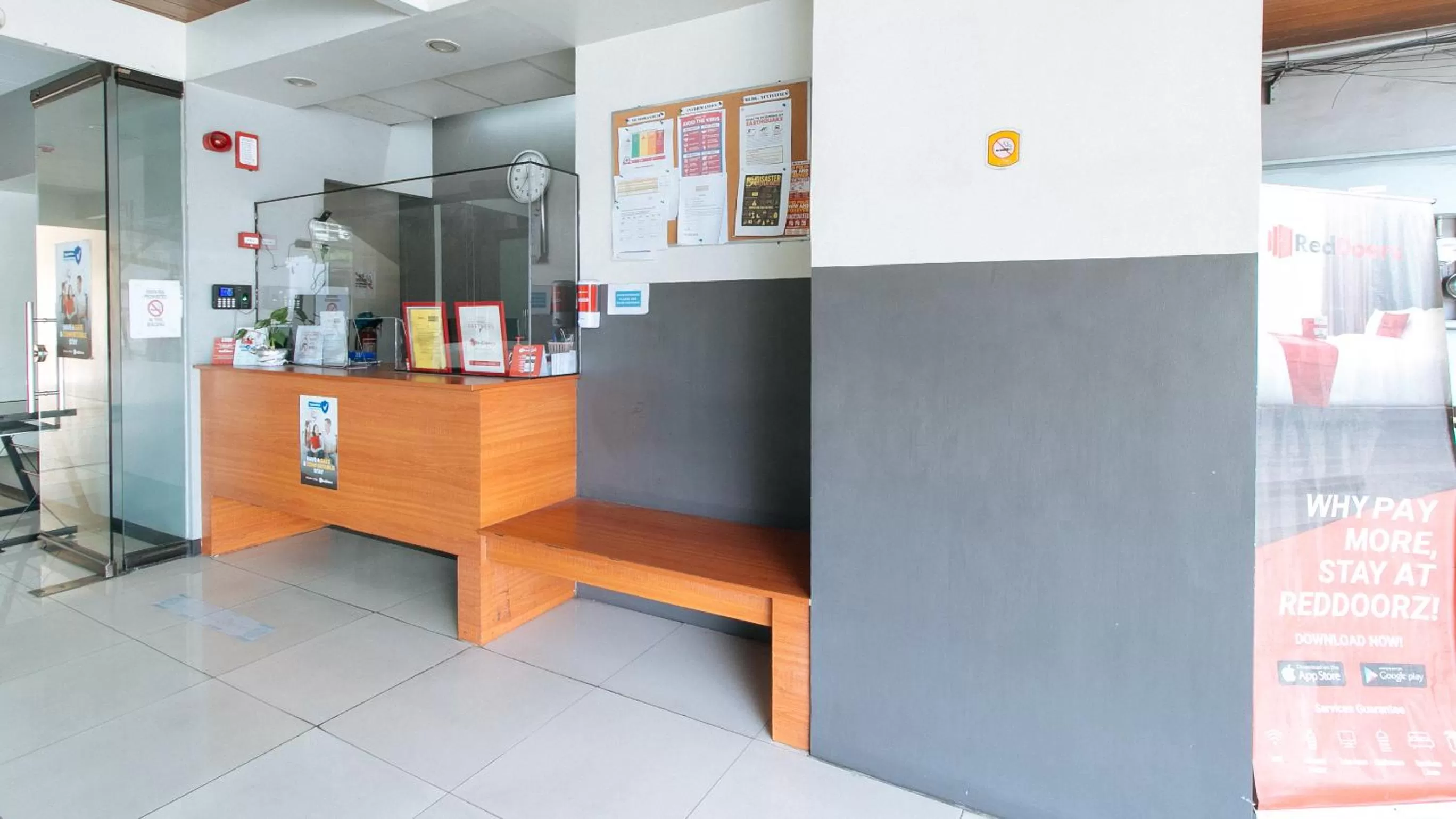 Lobby or reception in RedDoorz Plus at Kamuning Quezon City