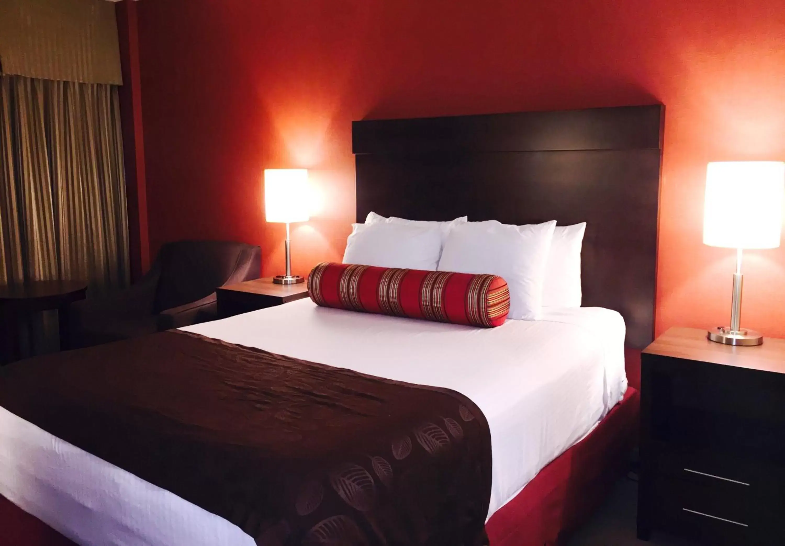 Bed, Room Photo in Best Western Terrace Inn
