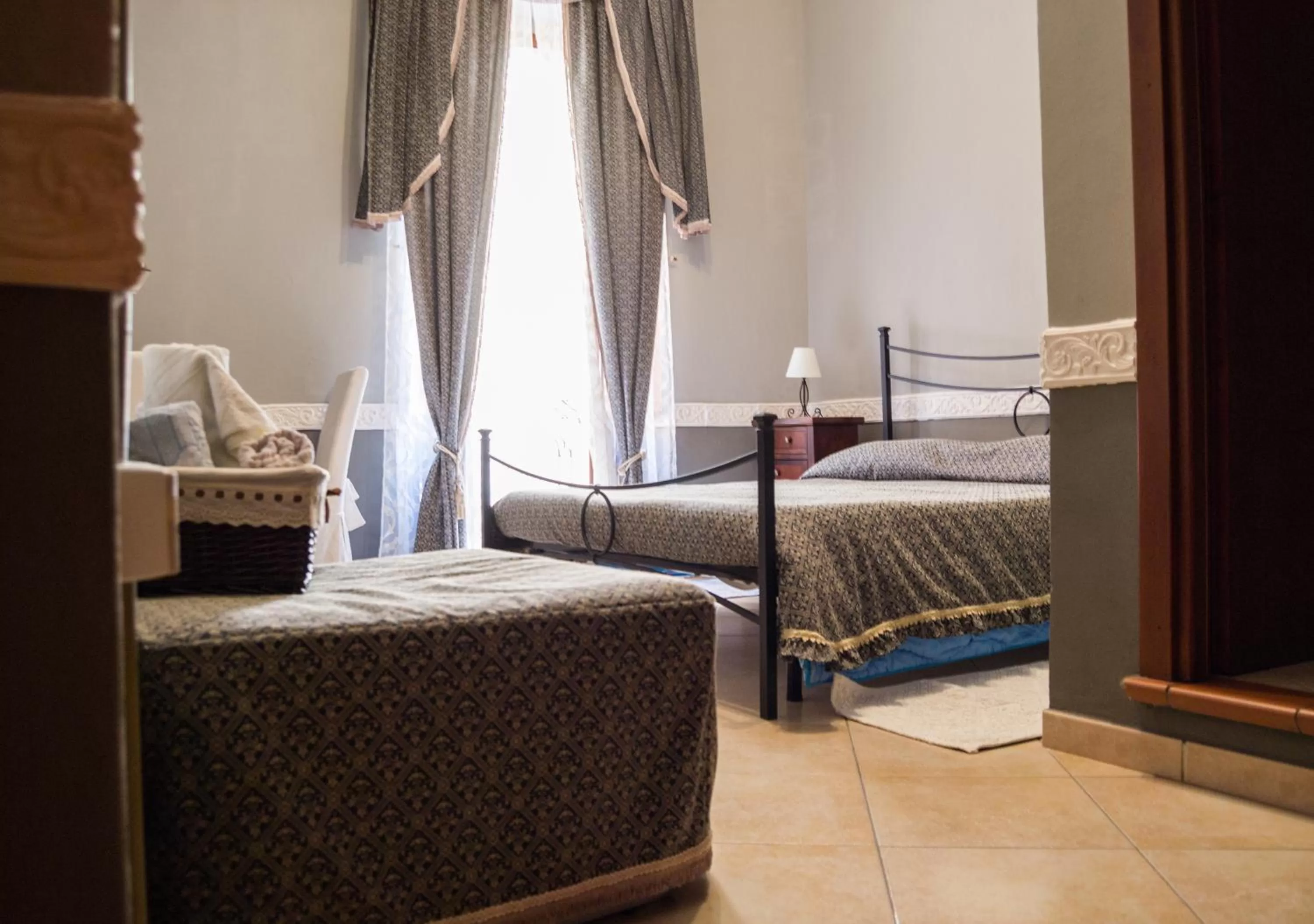 Photo of the whole room, Bed in B&B Su Maimoni