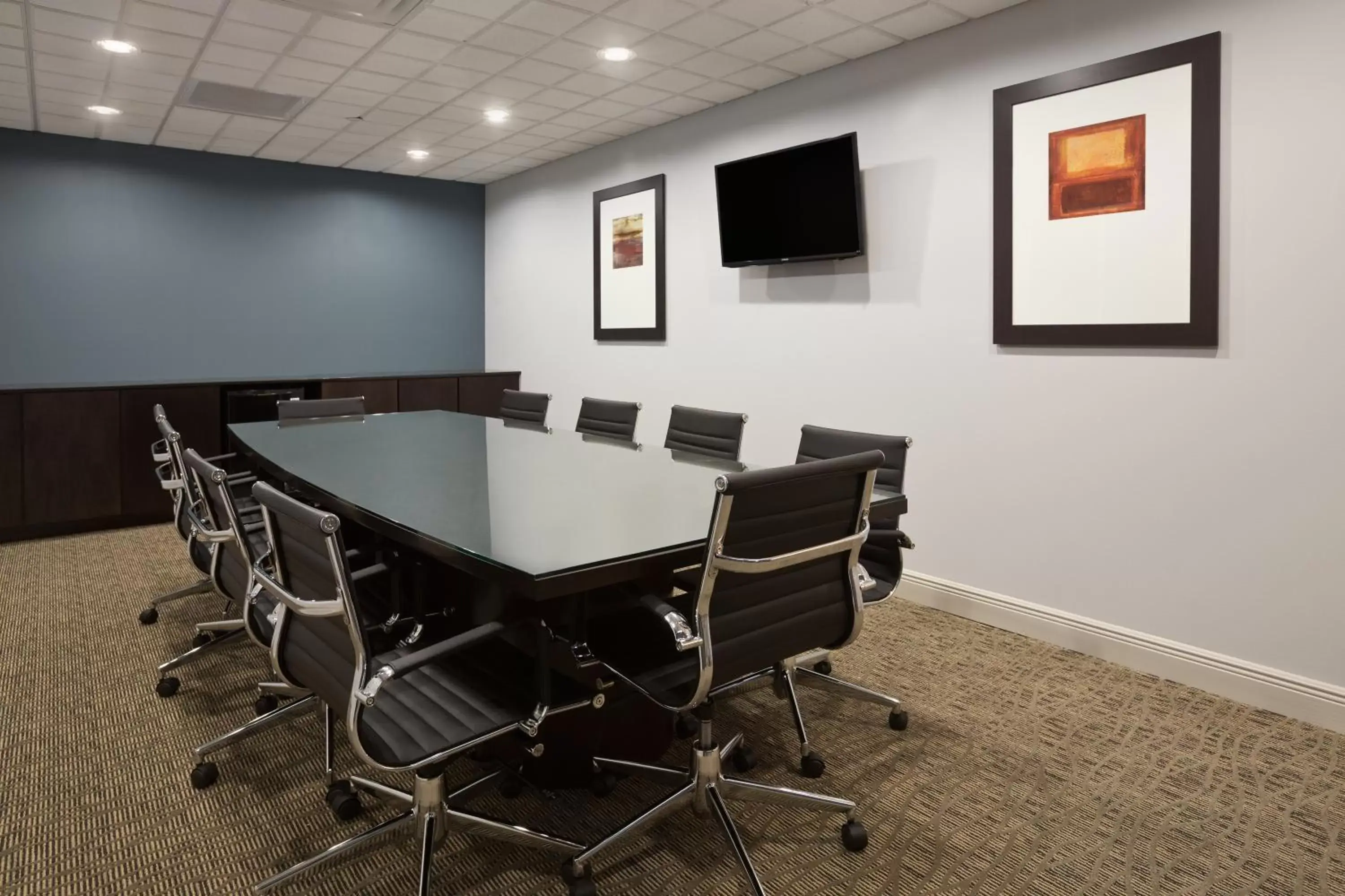 Business facilities in Wingate Slidell New Orleans