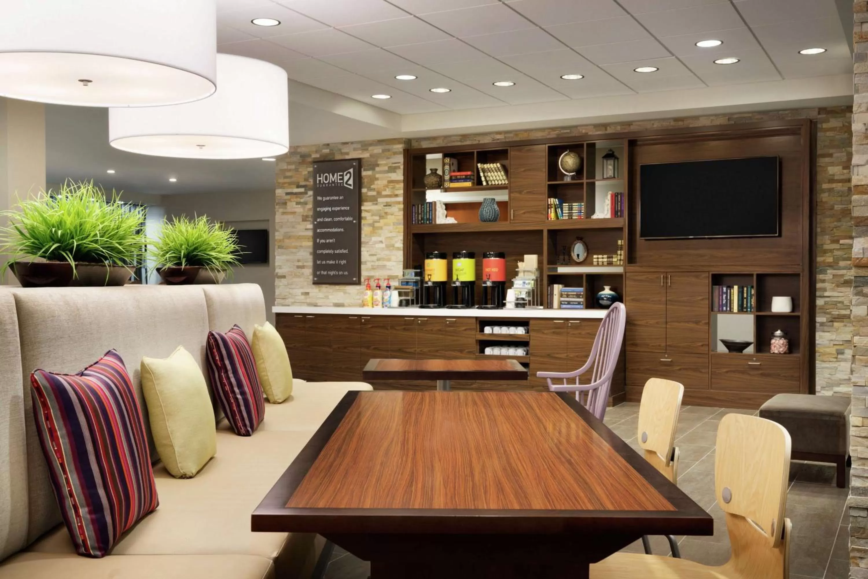 Restaurant/places to eat in Home2 Suites By Hilton Leavenworth Downtown