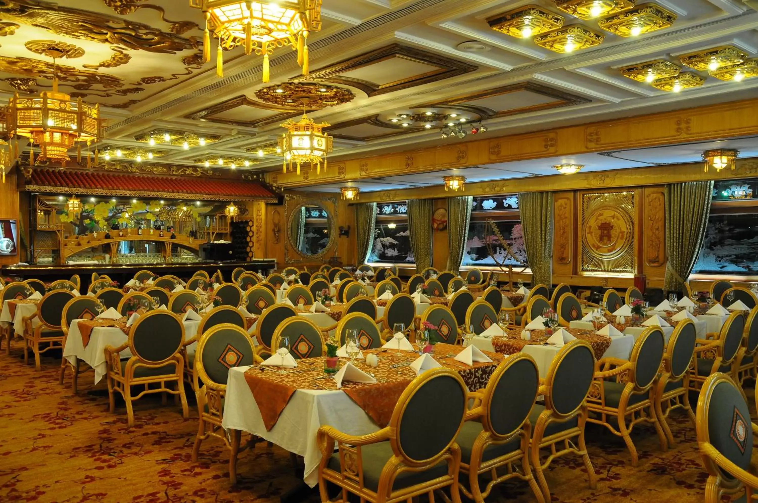 Banquet/Function facilities, Restaurant/Places to Eat in Rex Hotel
