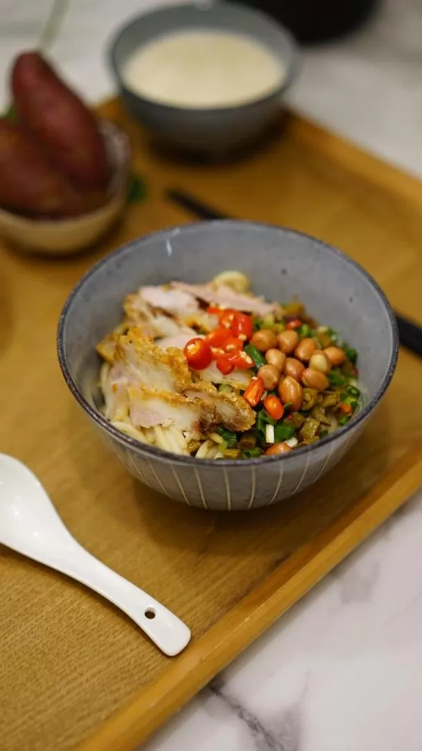 Food in Li River Resort Villa Hotel