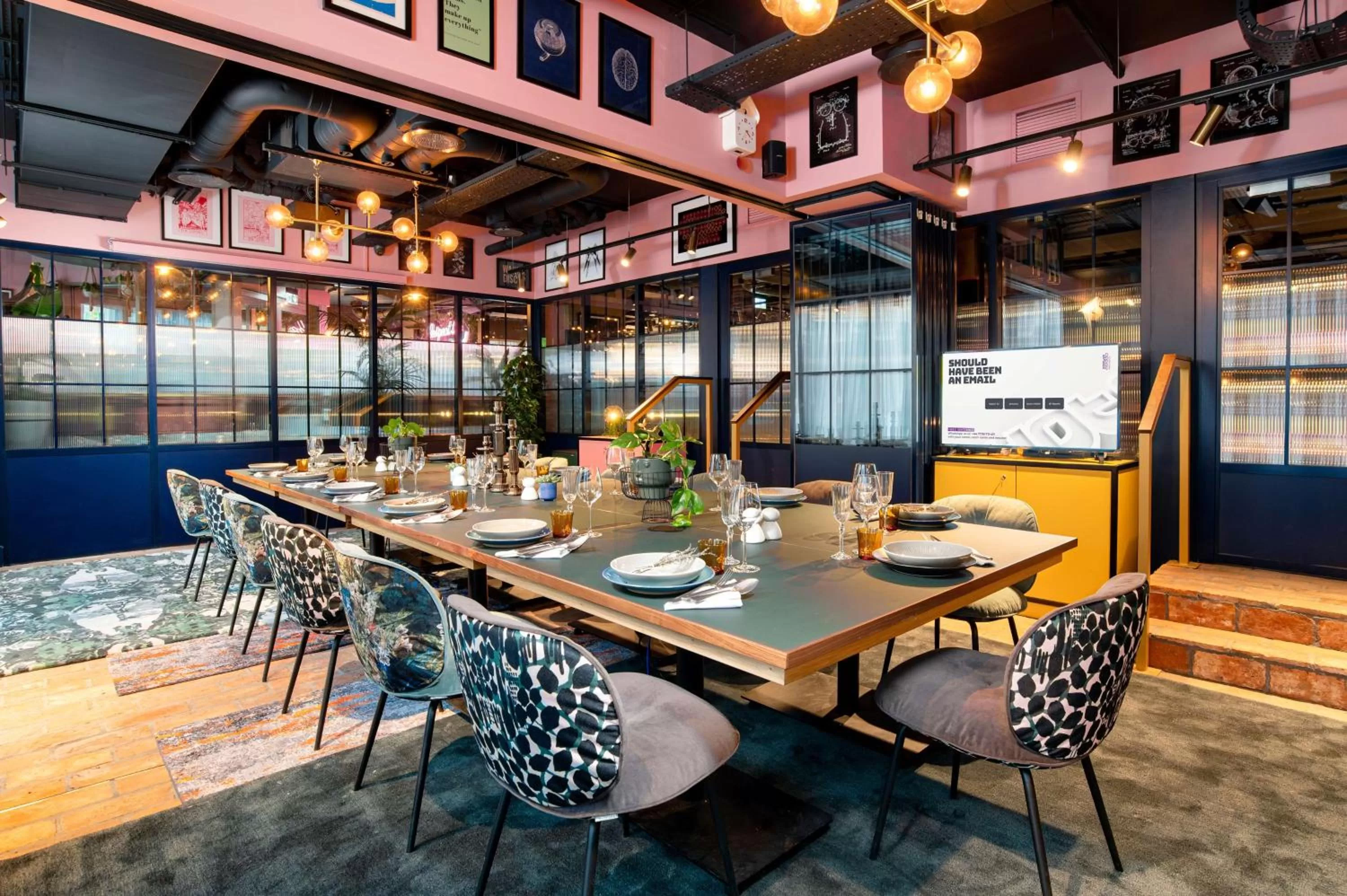 Meeting/conference room in YOTEL Manchester Deansgate