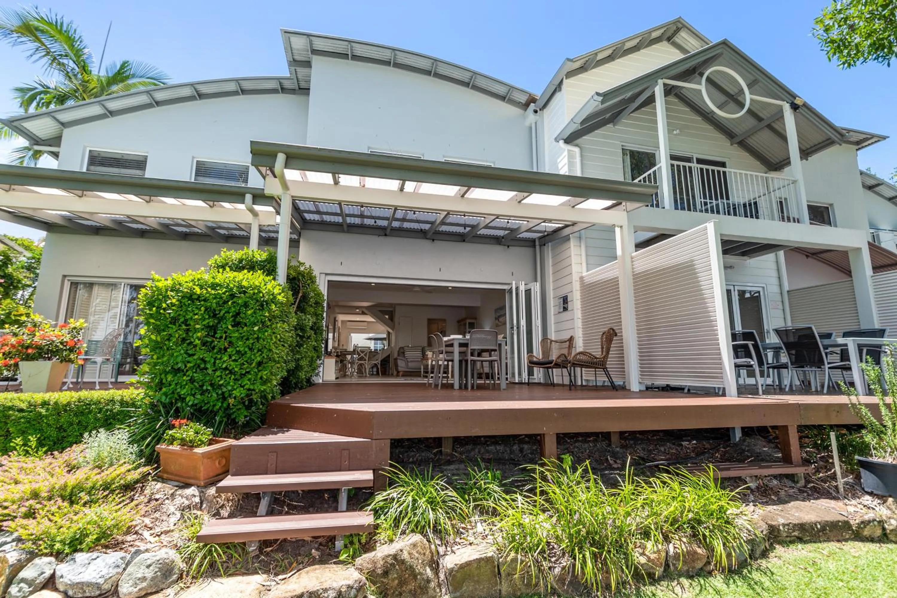 Noosa Entrance Waterfront Resort