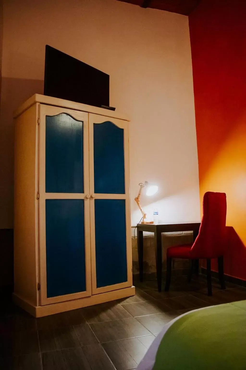 Seating area, TV/Entertainment Center in GRAN ALCÁZAR HOTEL BOUTIQUE