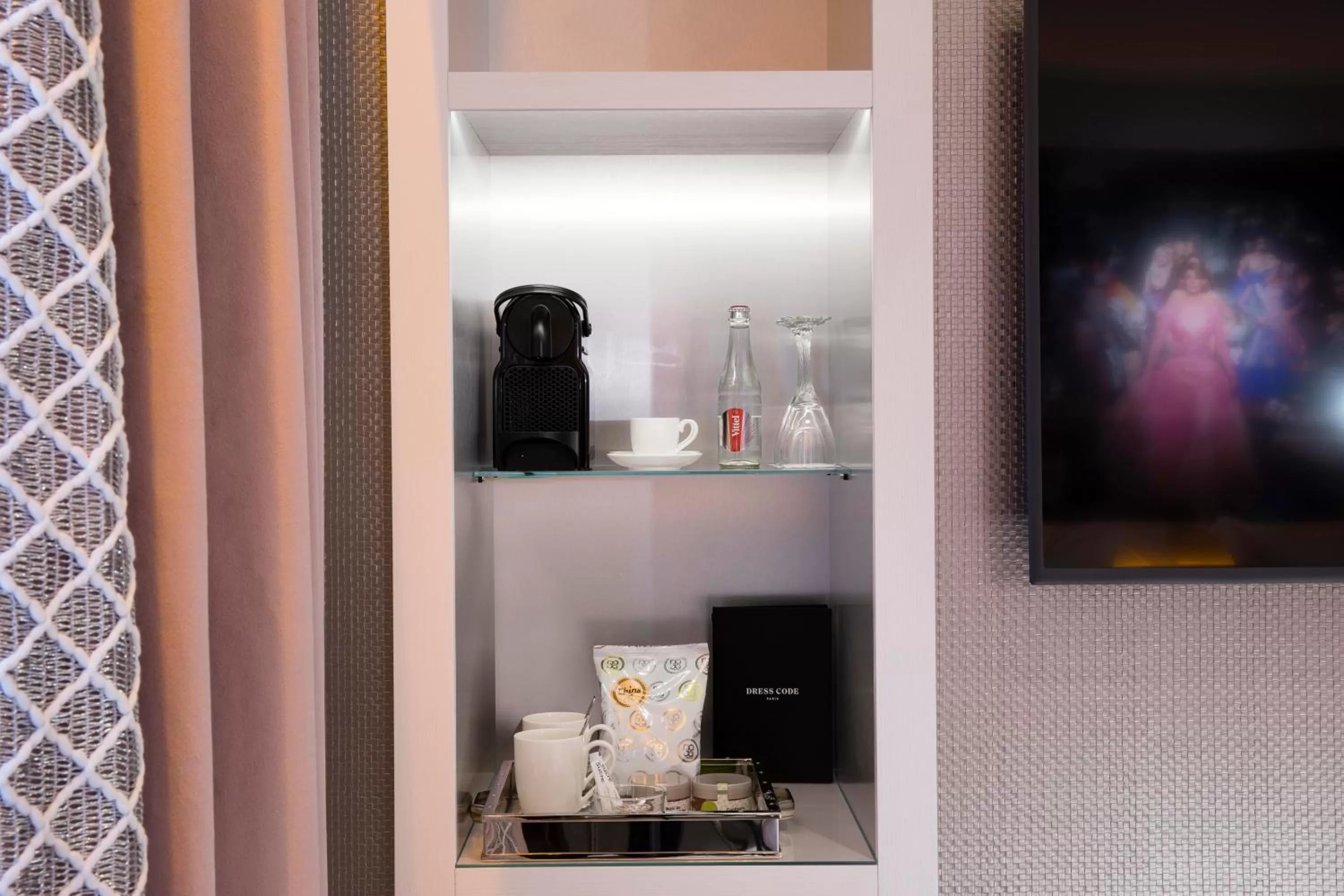Coffee/tea facilities in Hôtel Dress Code