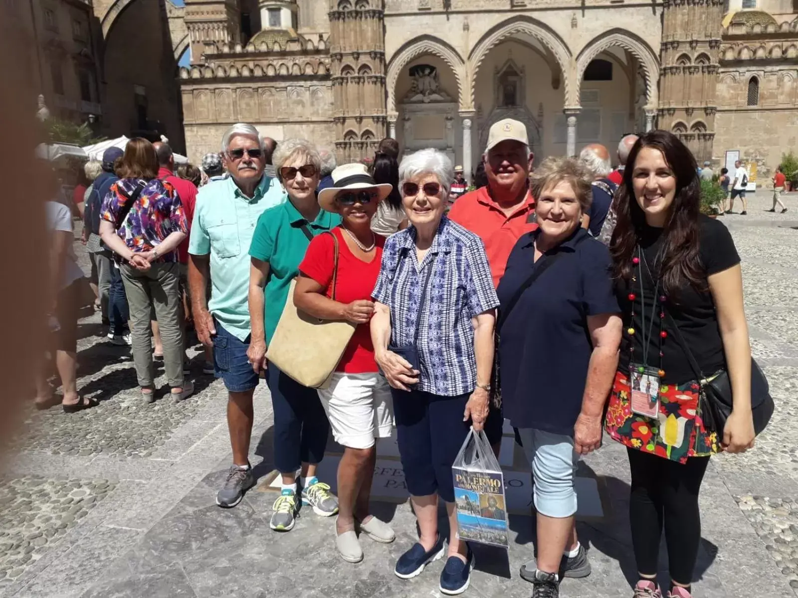 Staff in Piazza Marina