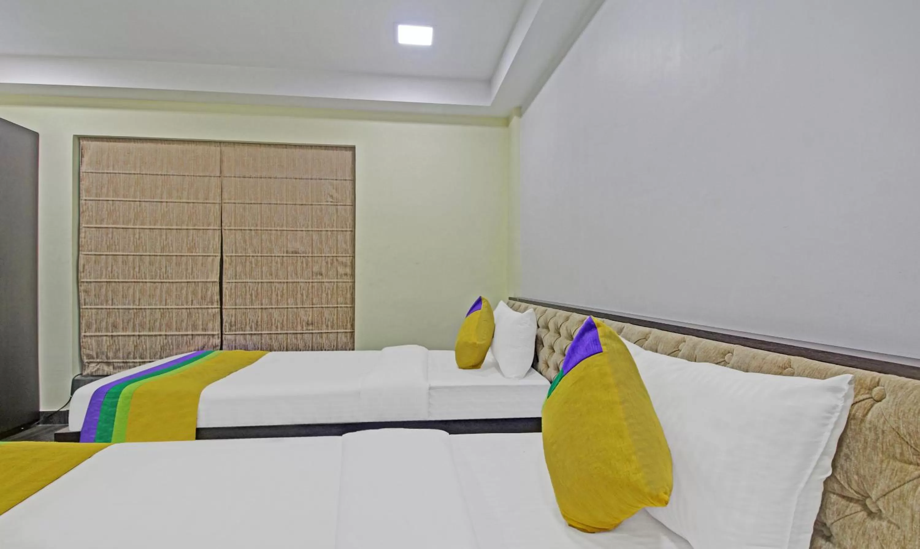 Bedroom, Bed in Itsy Hotels Reotel Near Rabindra Sarobar
