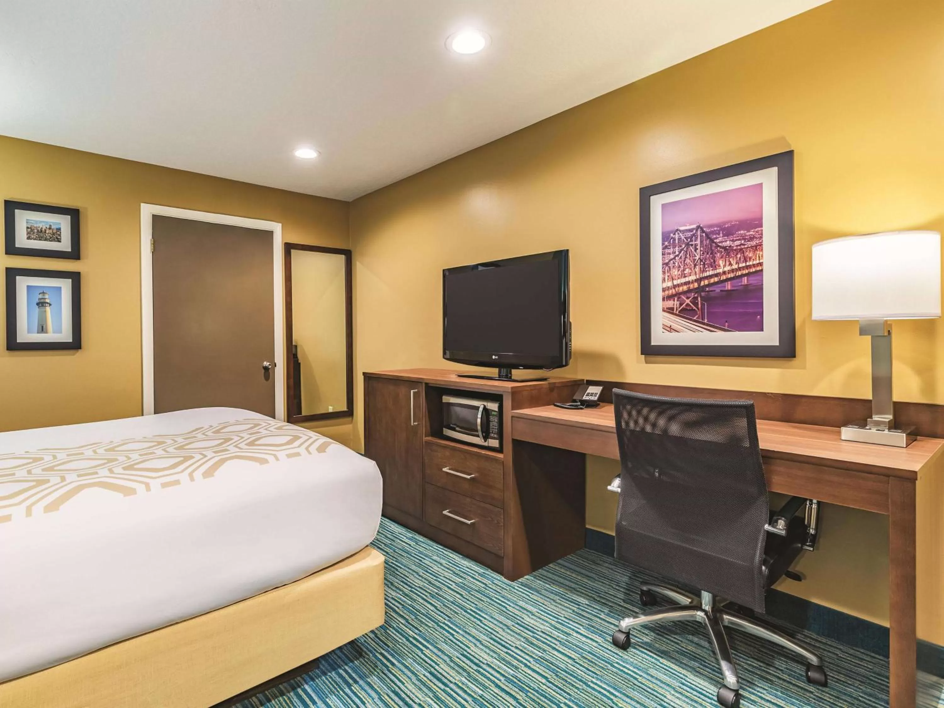 Photo of the whole room, Bed in La Quinta by Wyndham San Francisco Airport West Millbrae FREE AIRPORT SHUTTLE