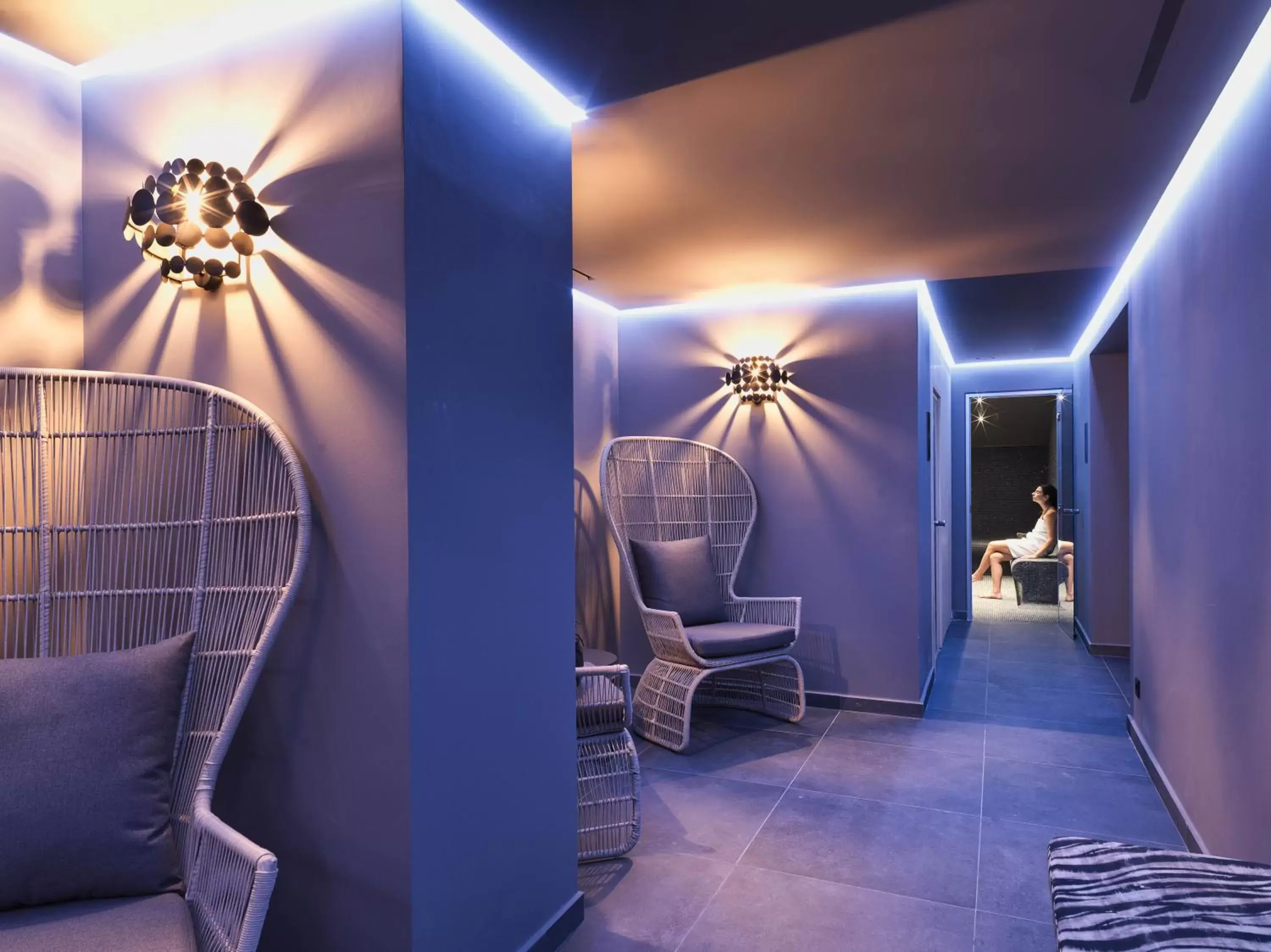Spa and wellness centre/facilities, Seating Area in NYX Esperia Palace Hotel Athens by Leonardo Hotels
