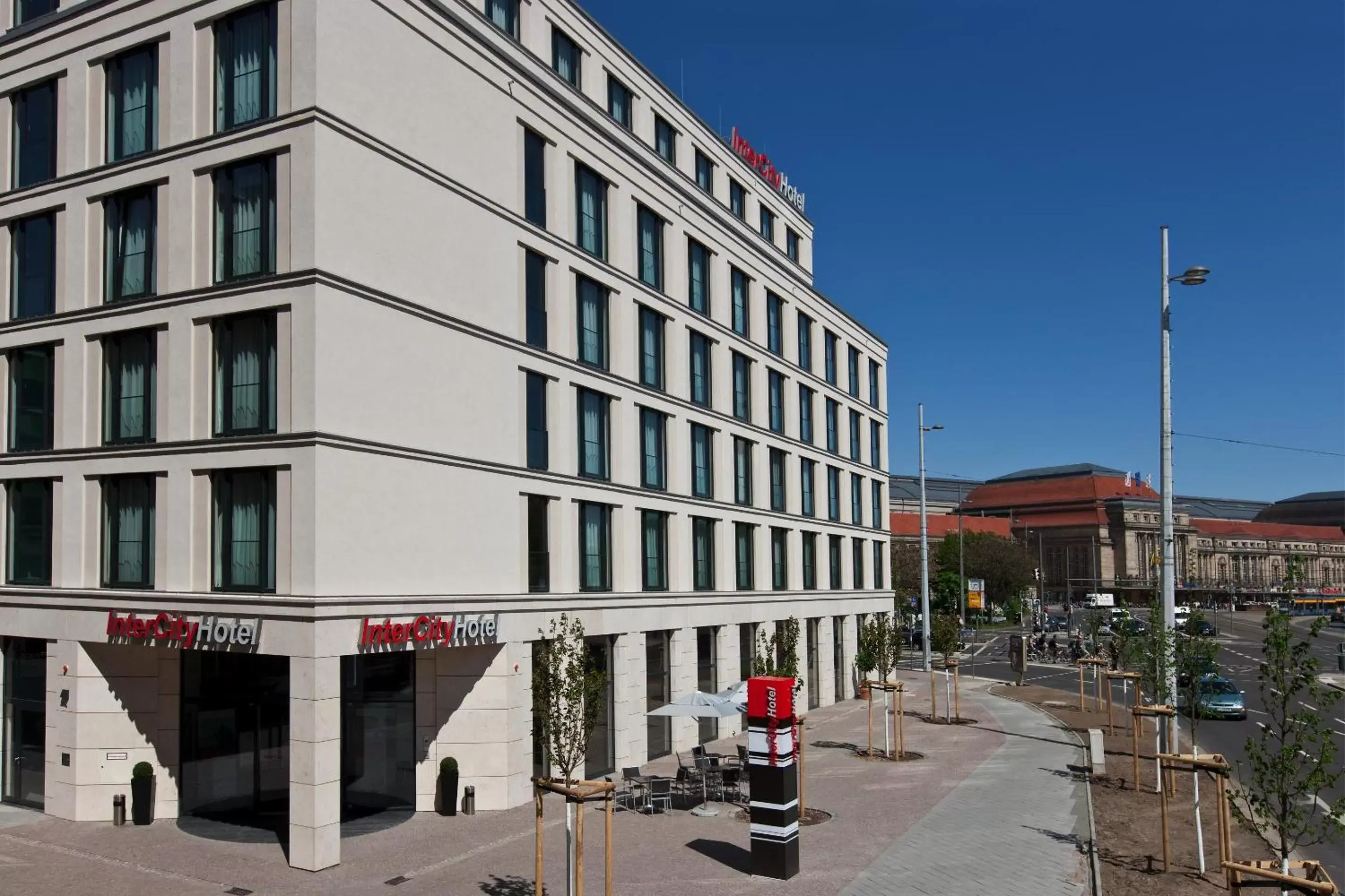 Facade/entrance, Property Building in IntercityHotel Leipzig