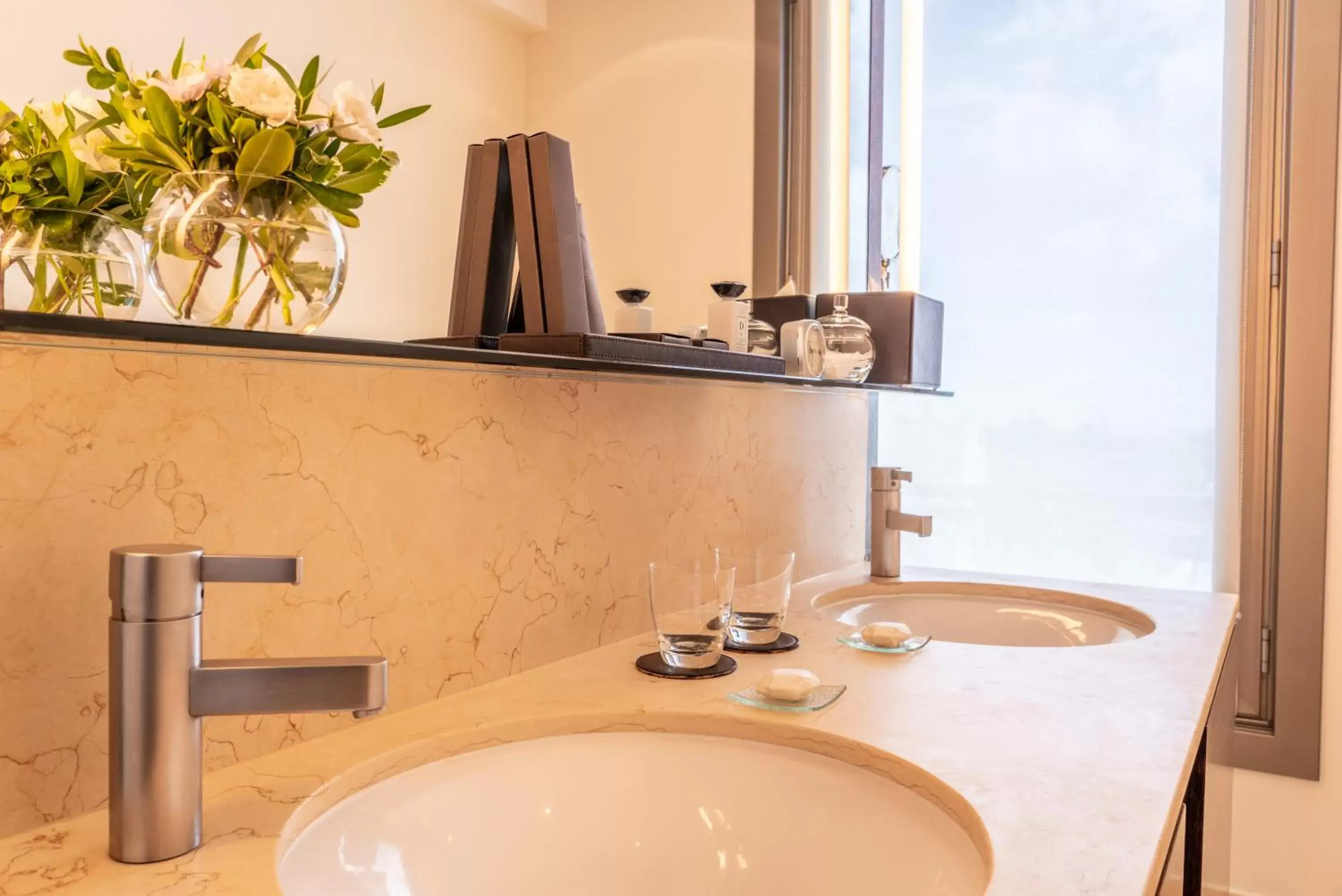 Bathroom in Palacio Duhau - Park Hyatt Buenos Aires