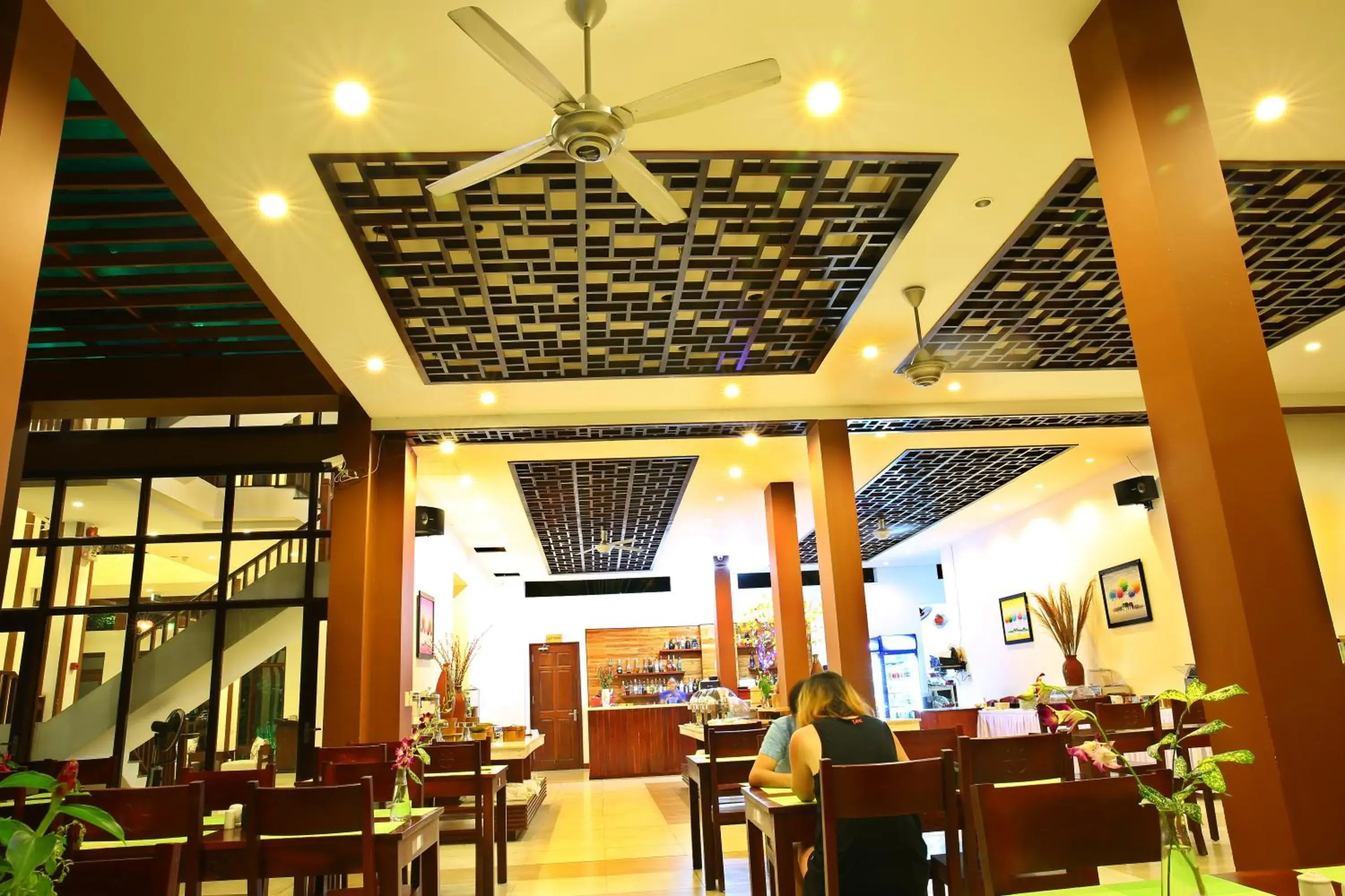 Restaurant/Places to Eat in Tropicana Resort Phu Quoc