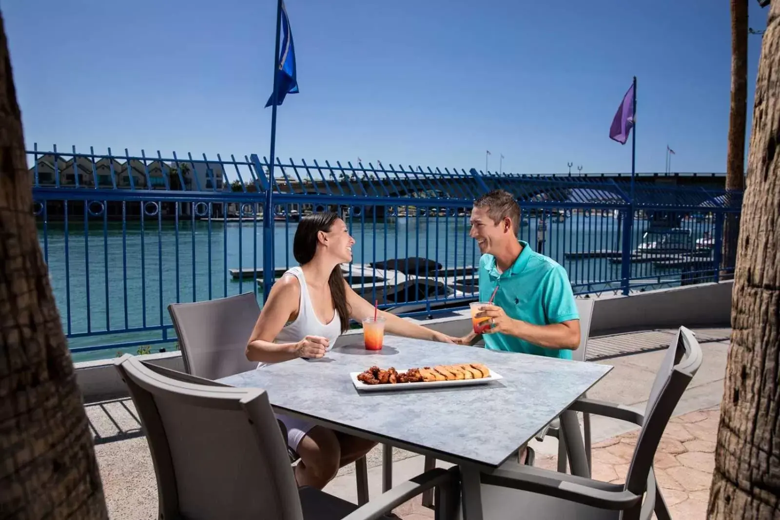 Restaurant/places to eat in London Bridge Resort Restaurant/places to eat in London Bridge Resort
