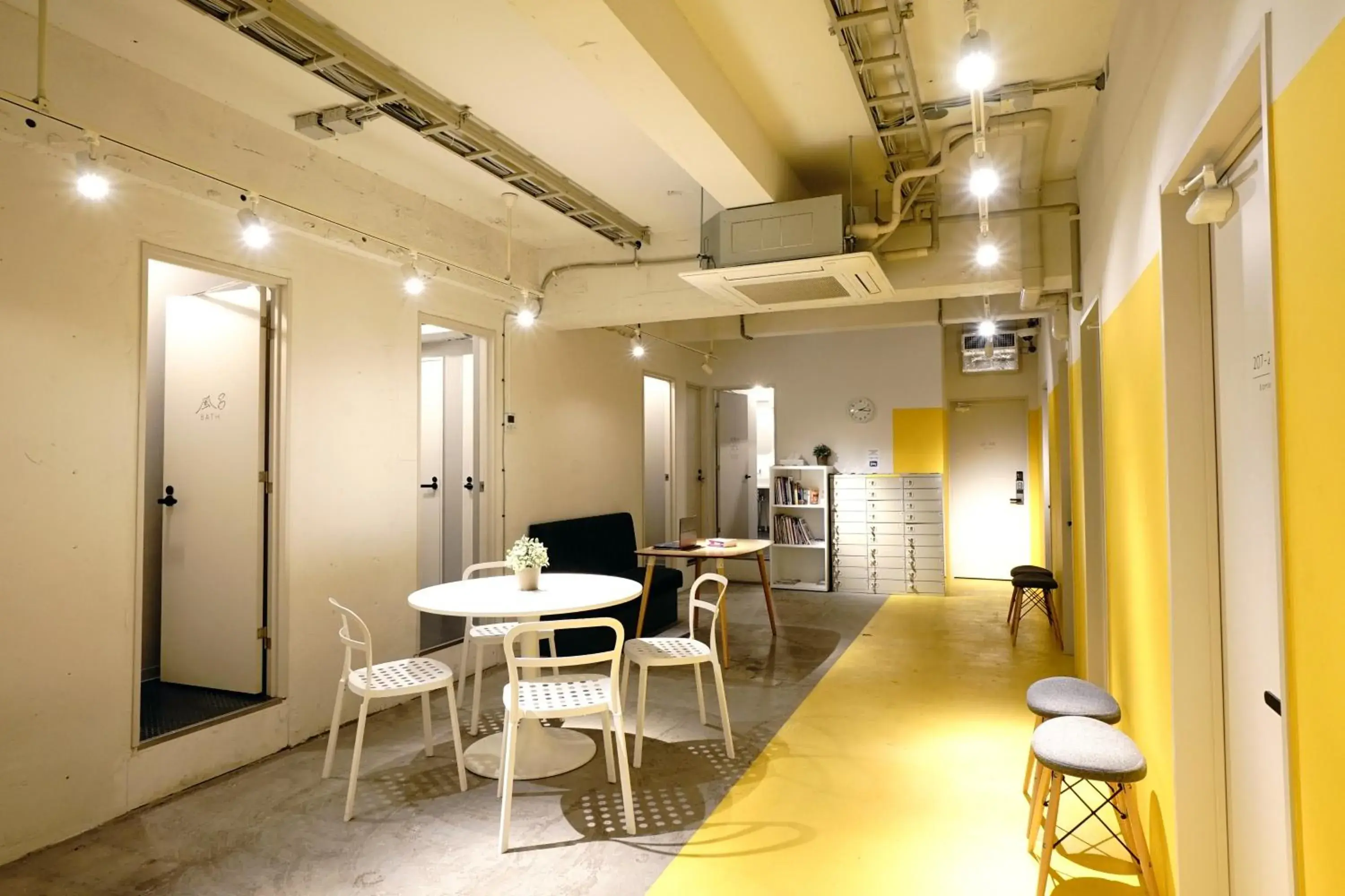 Photo of the whole room, Dining Area in Imano Tokyo Hostel
