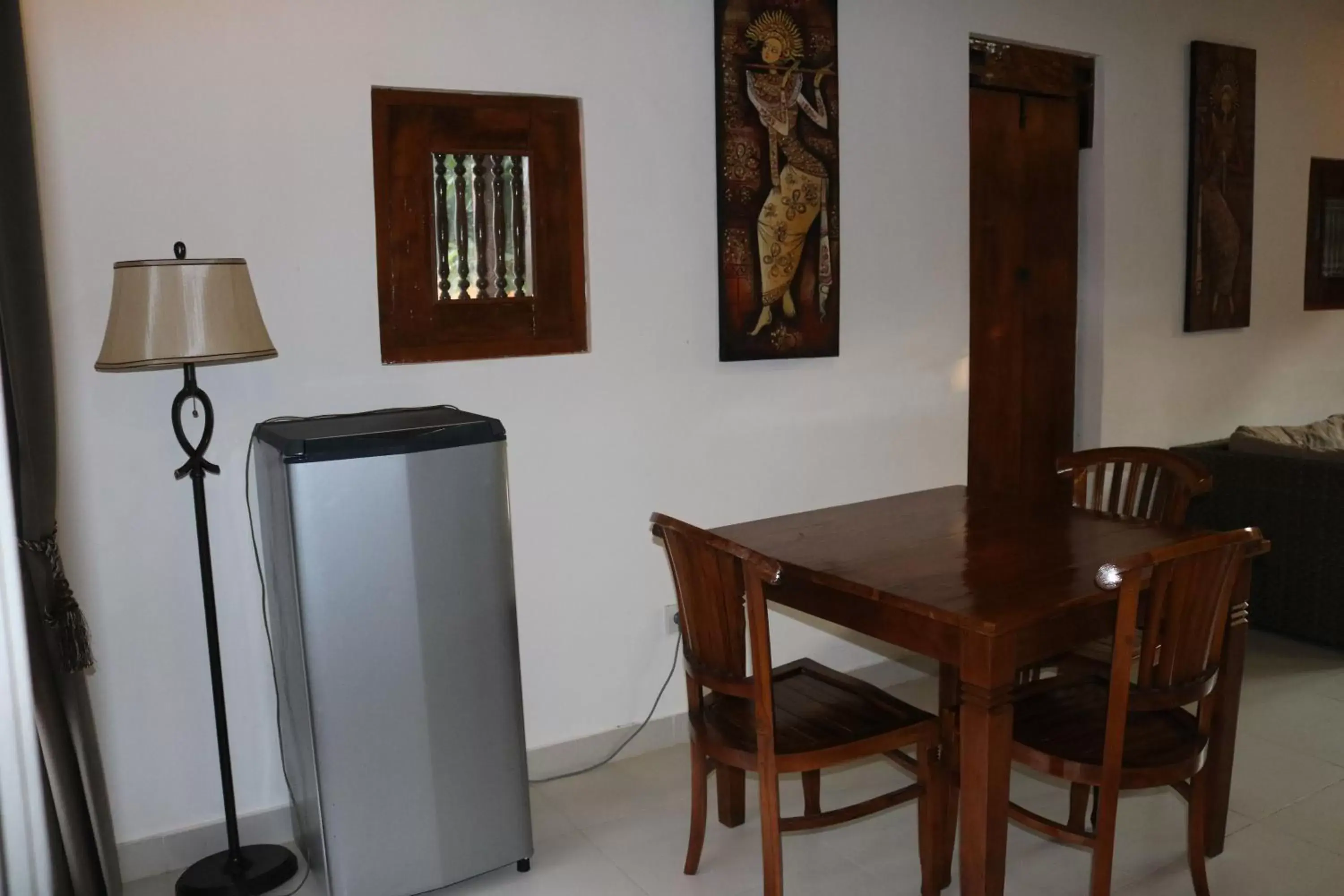 Living room, Dining Area in Kusnadi Hotel