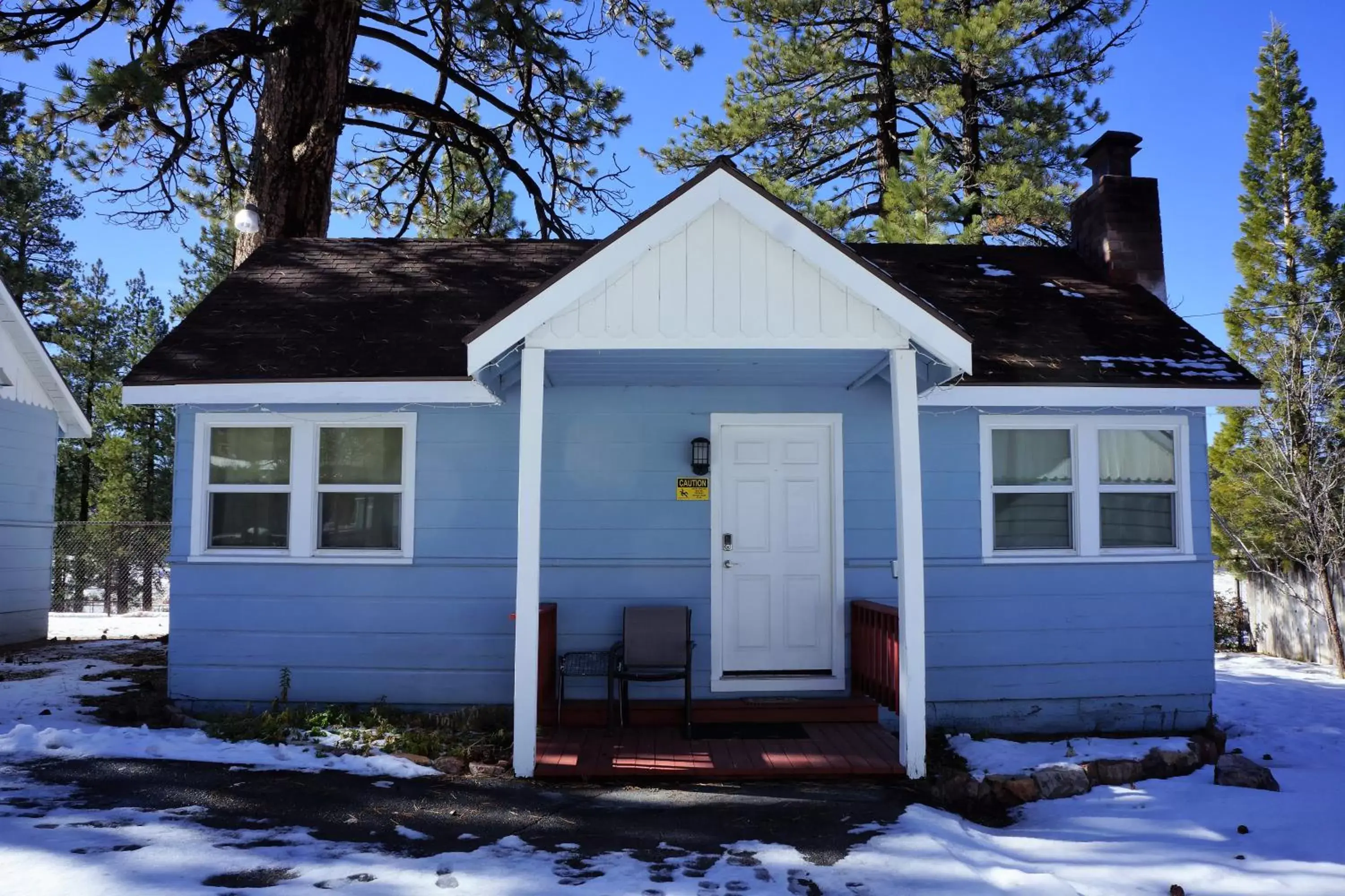 Winter in Blue Horizon Lodge