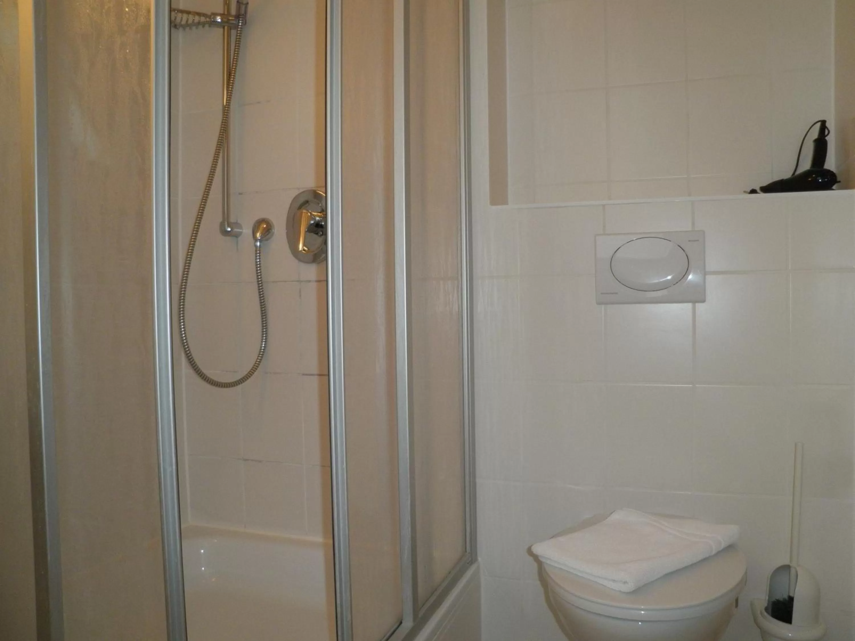 Bathroom in Hotel und Gasthof Ritter St. Georg