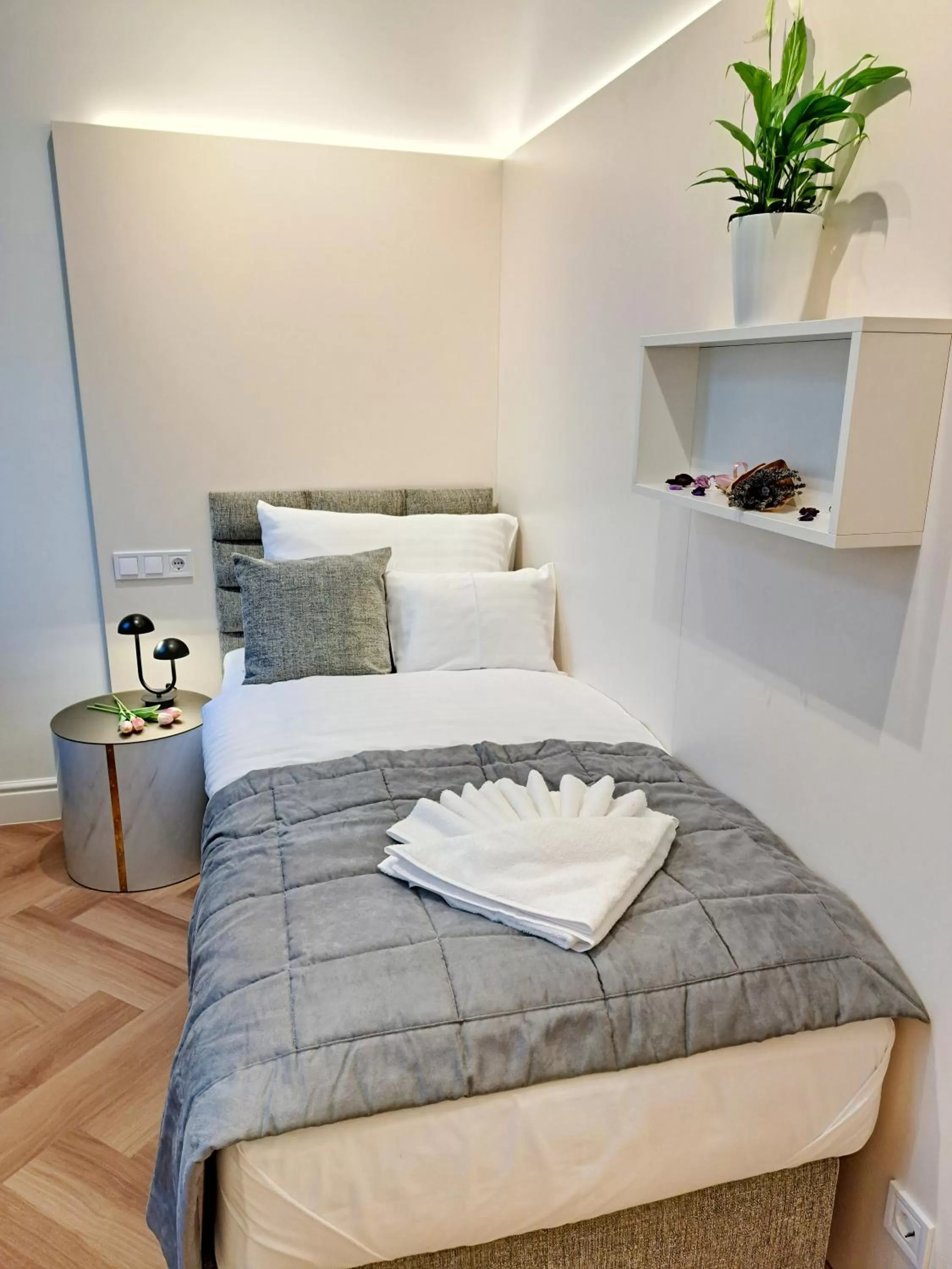 Bedroom, Bed in Hotel Domus Collis