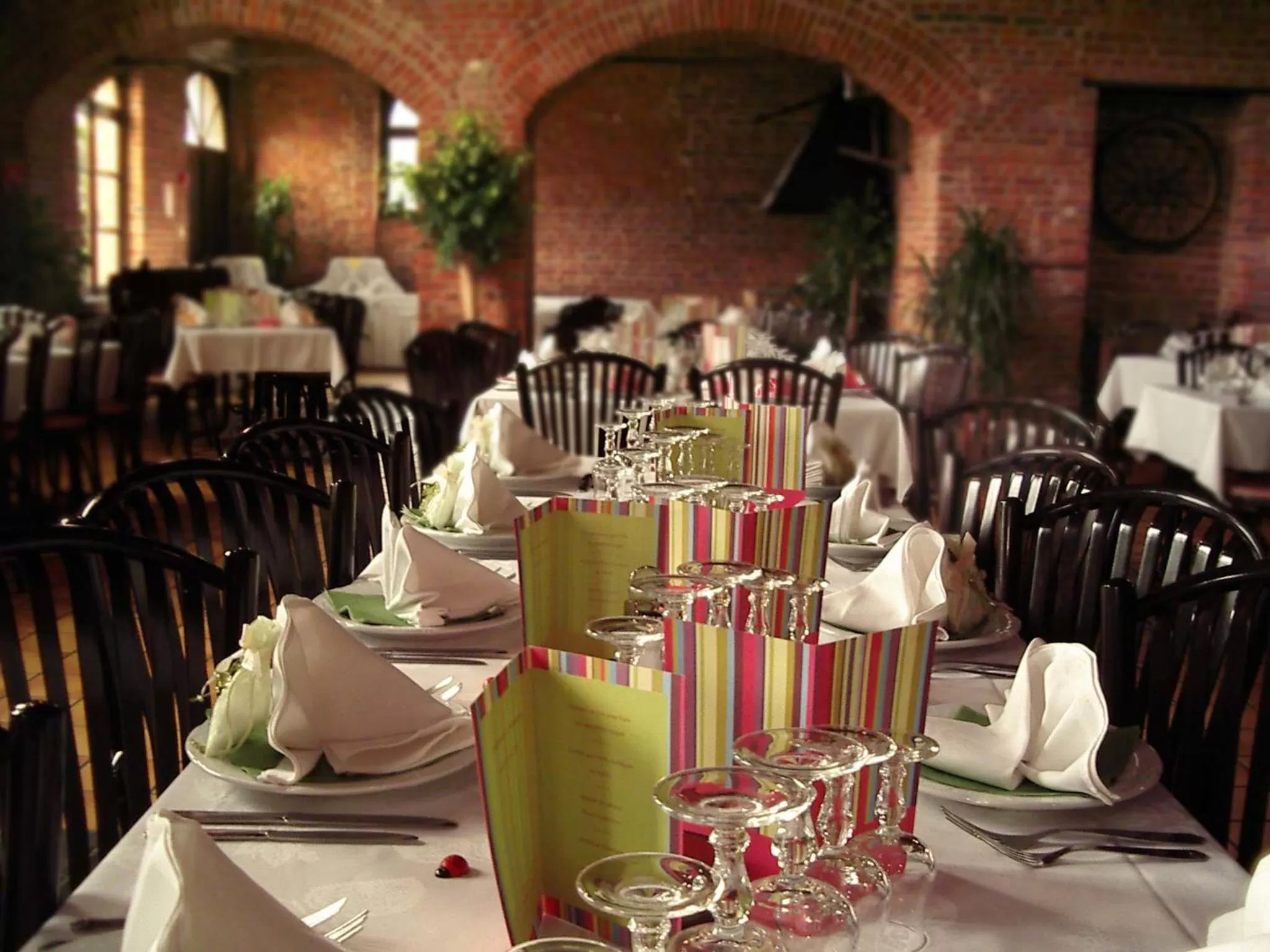 Restaurant/places to eat in Centre Bol Vert