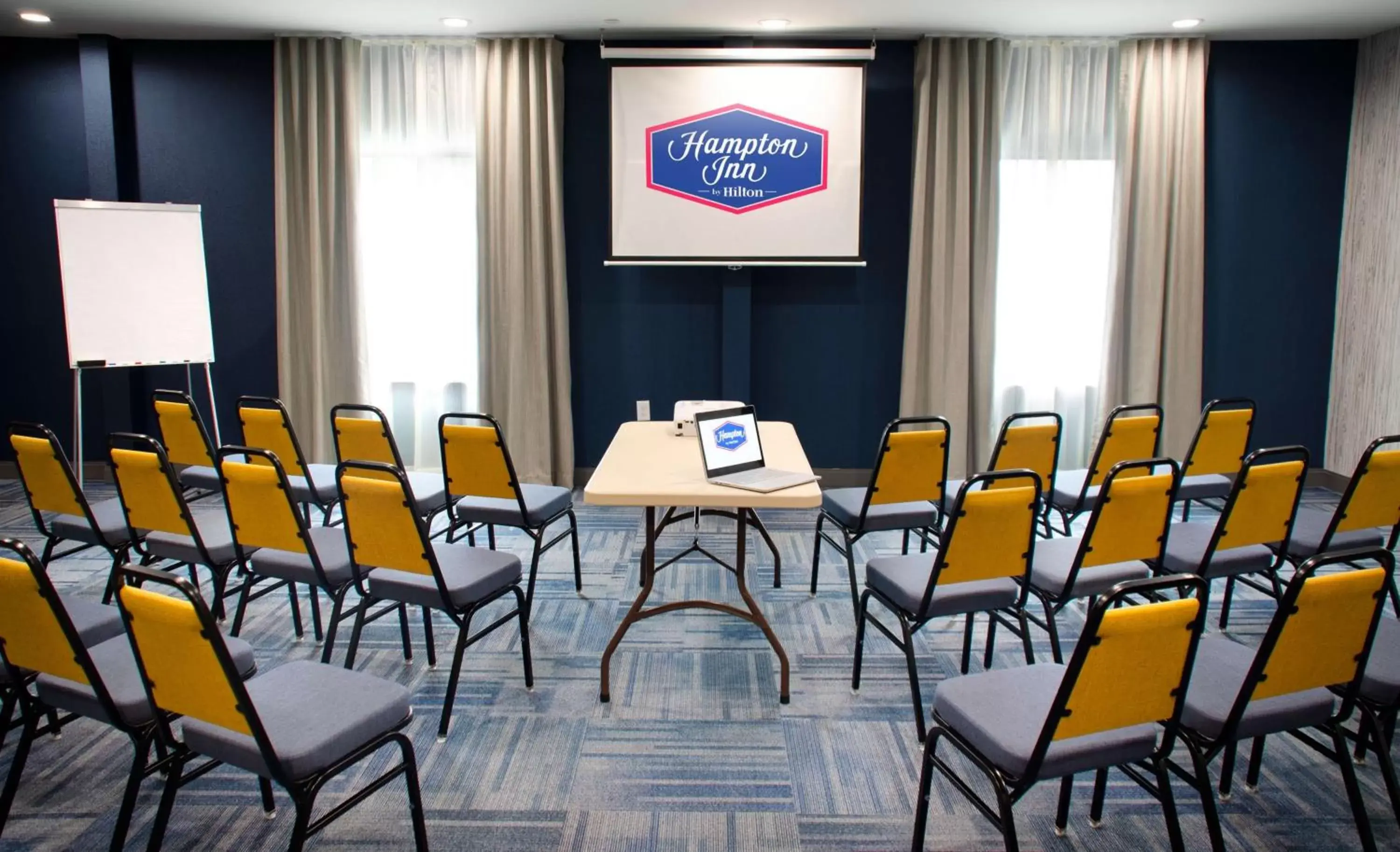 Meeting/conference room in Hampton Inn Lebanon