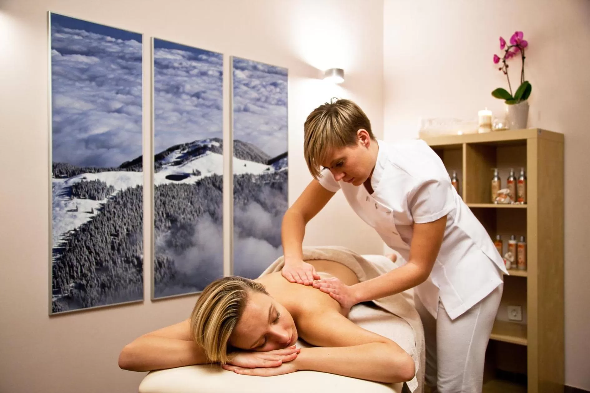 Massage in Wellness Hotel Montis