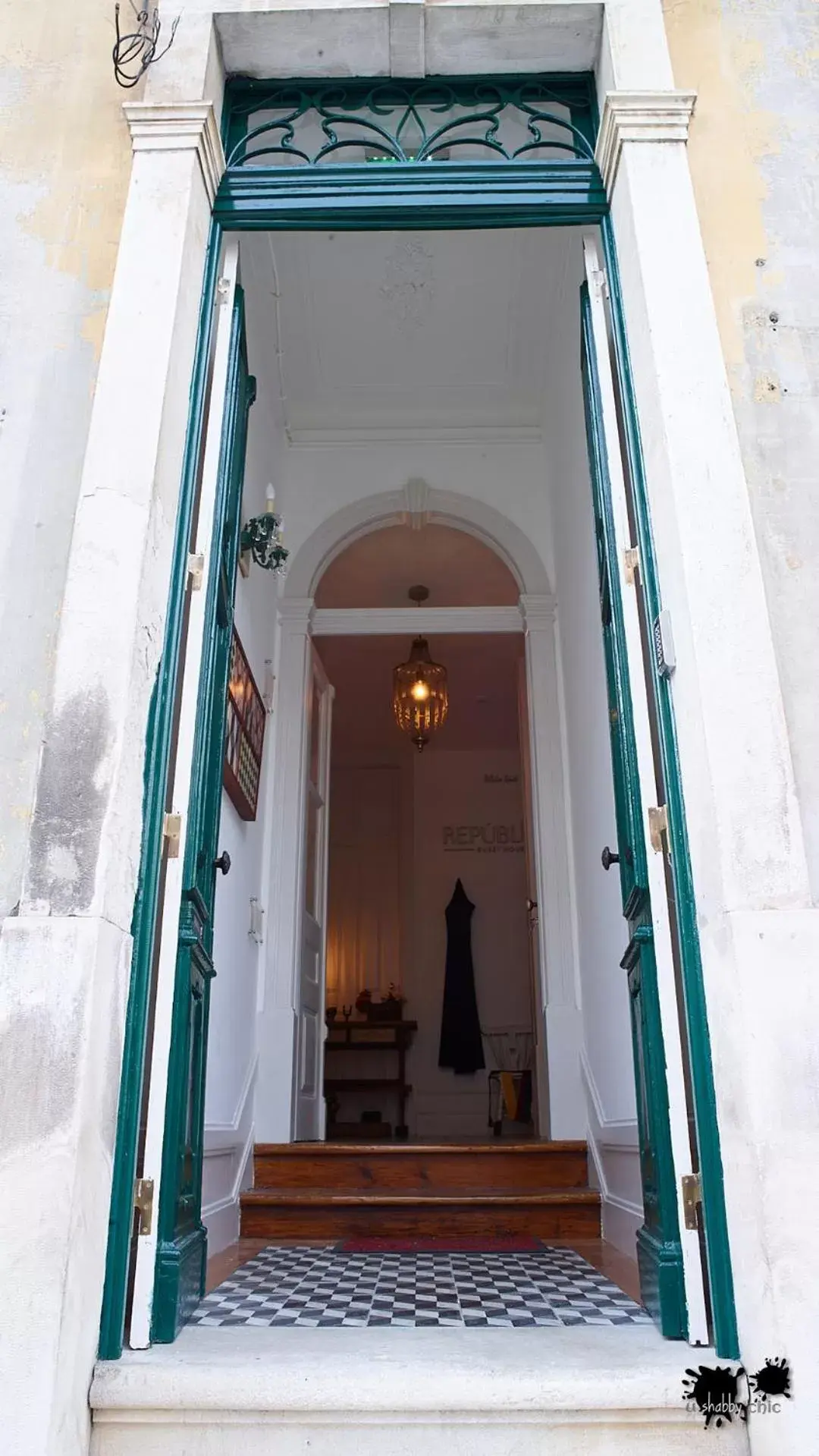 Facade/entrance in República Guest House