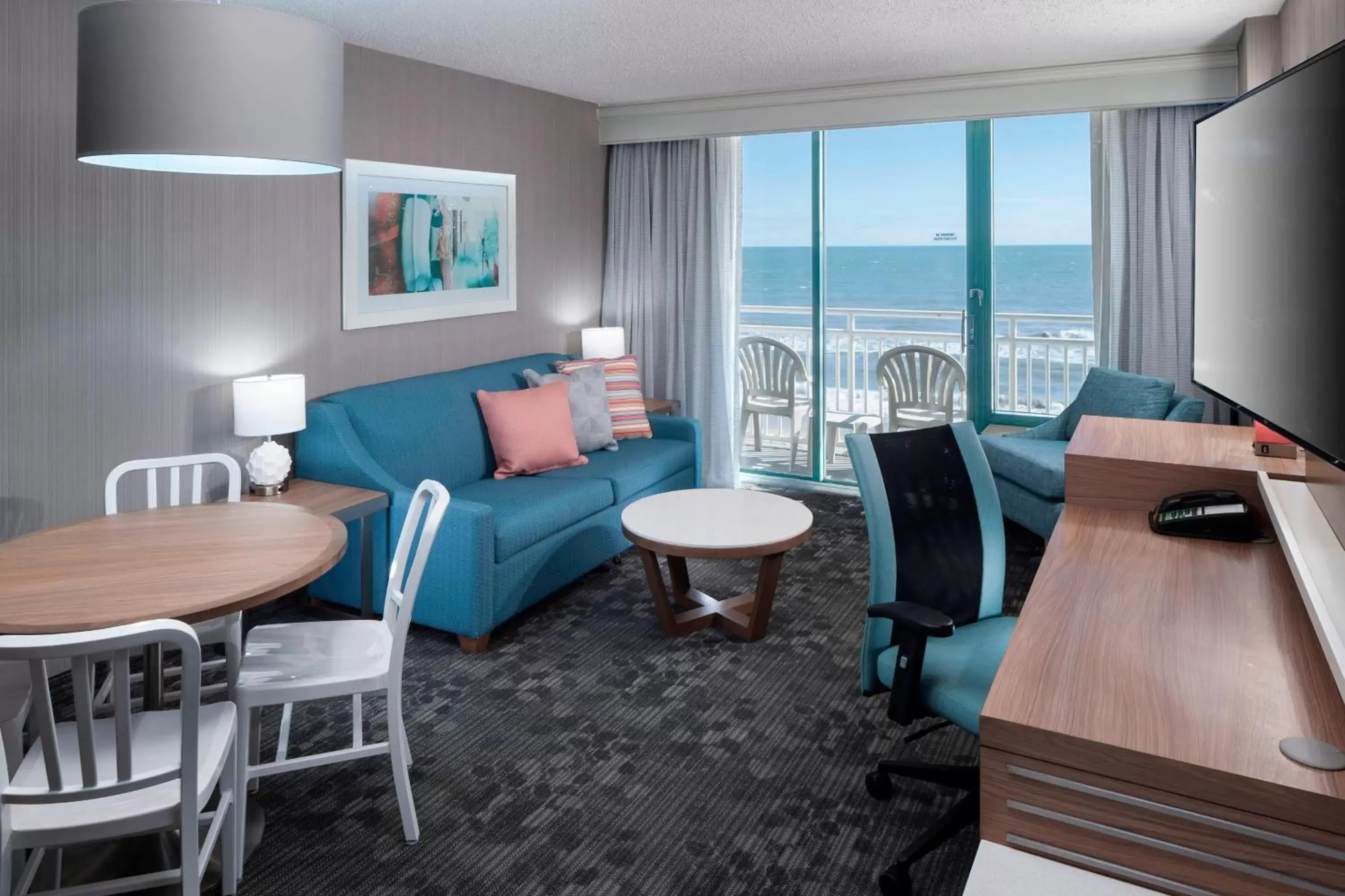 Living room, Seating Area in Courtyard Virginia Beach Oceanfront/South