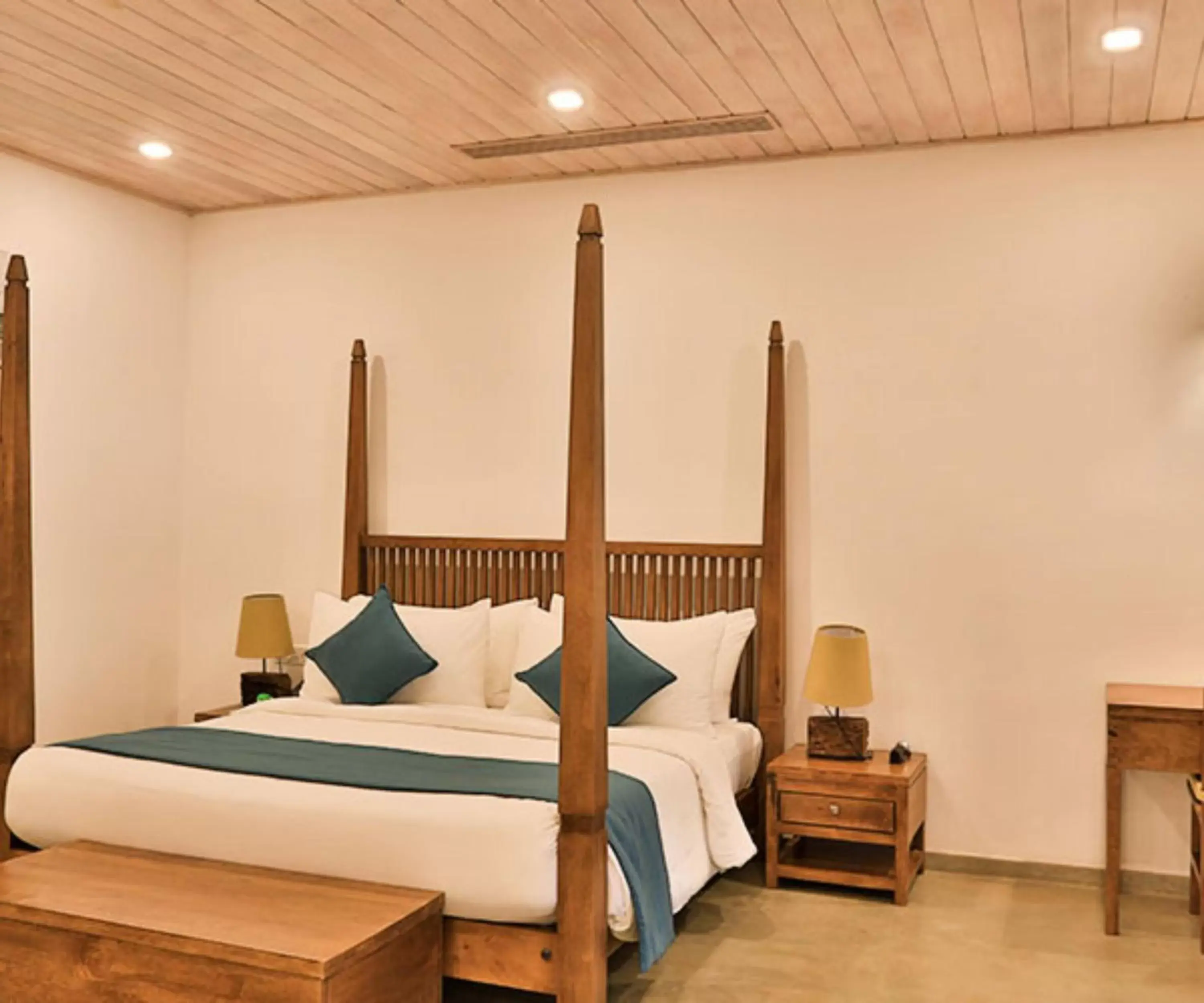 Bed in Regenta Arie Lagoon Negombo