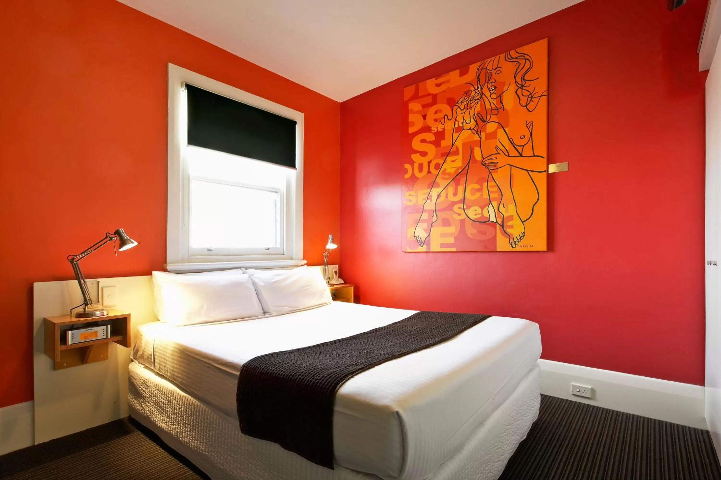 Bed in Tolarno Hotel