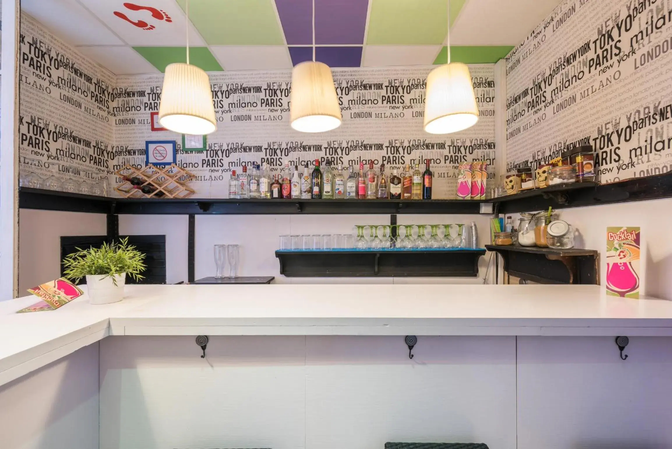 Lounge or bar in Feel Hostels City Center Lounge or bar in Feel Hostels City Center