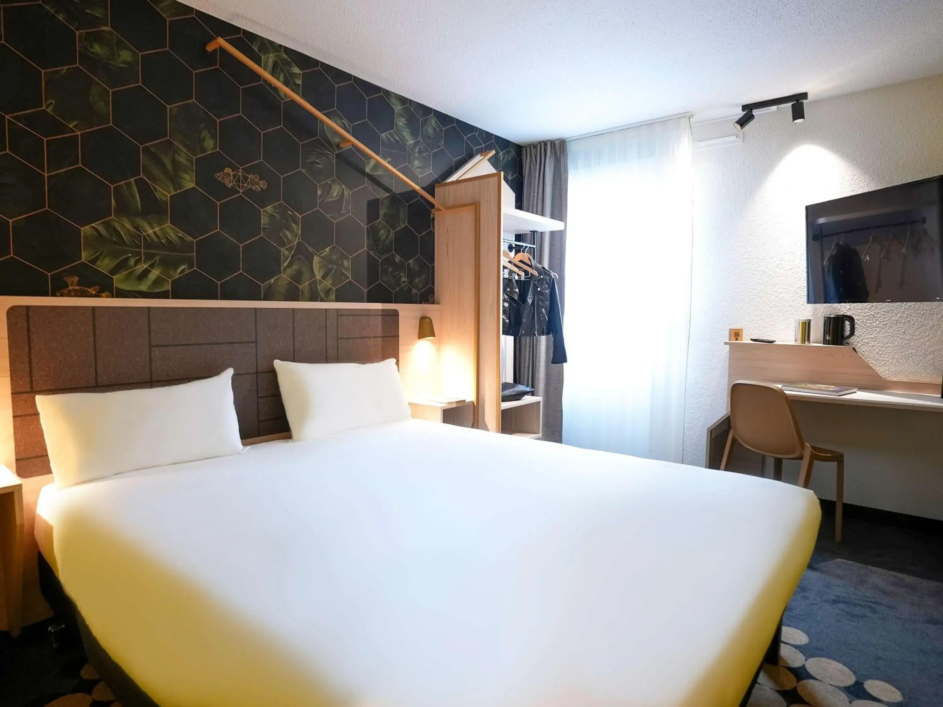 Bedroom, Bed in ibis Styles Strasbourg Nord Palais des Congr