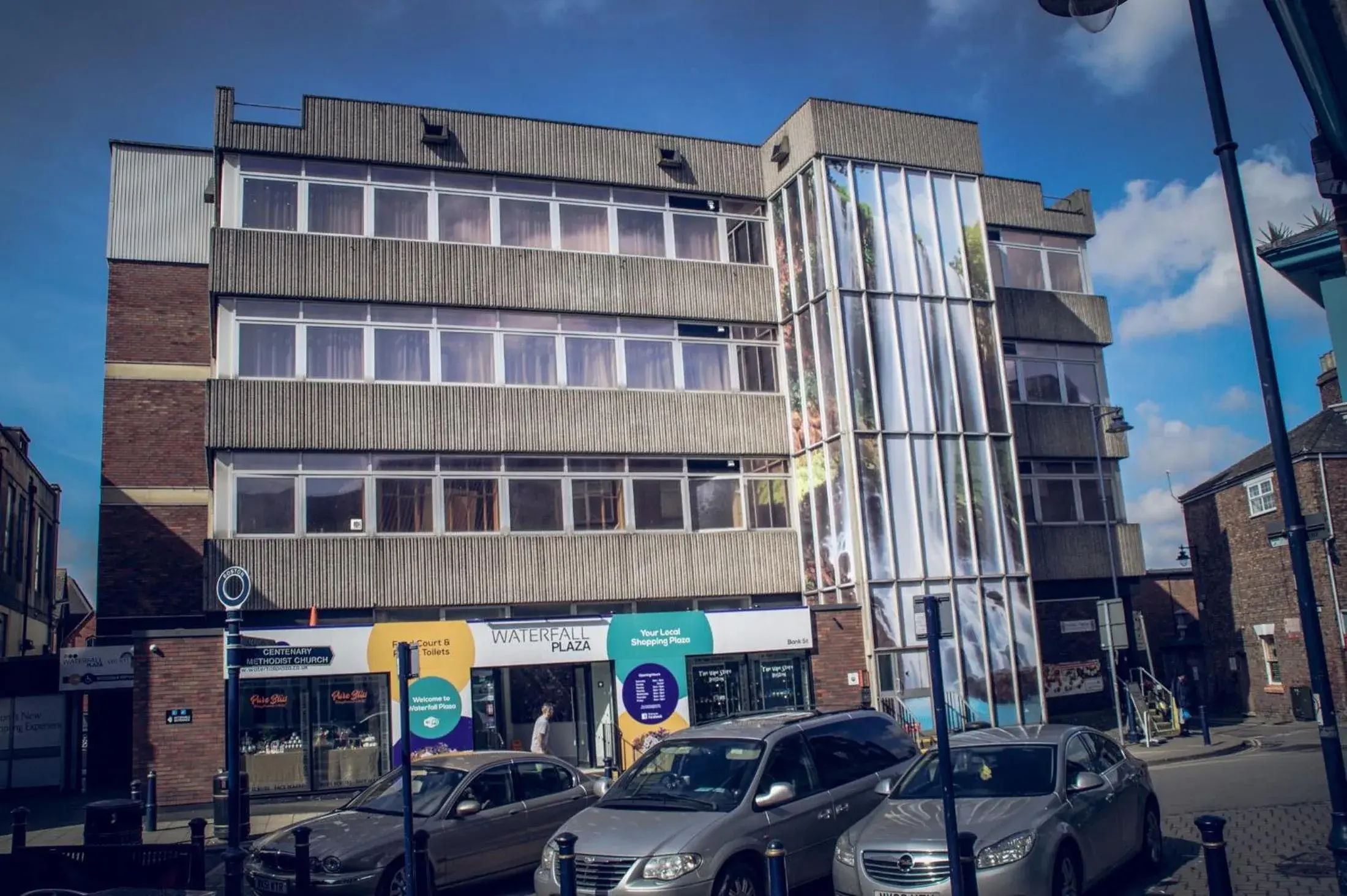 Lobby or reception, Property Building in County Hall Apartment Hotel