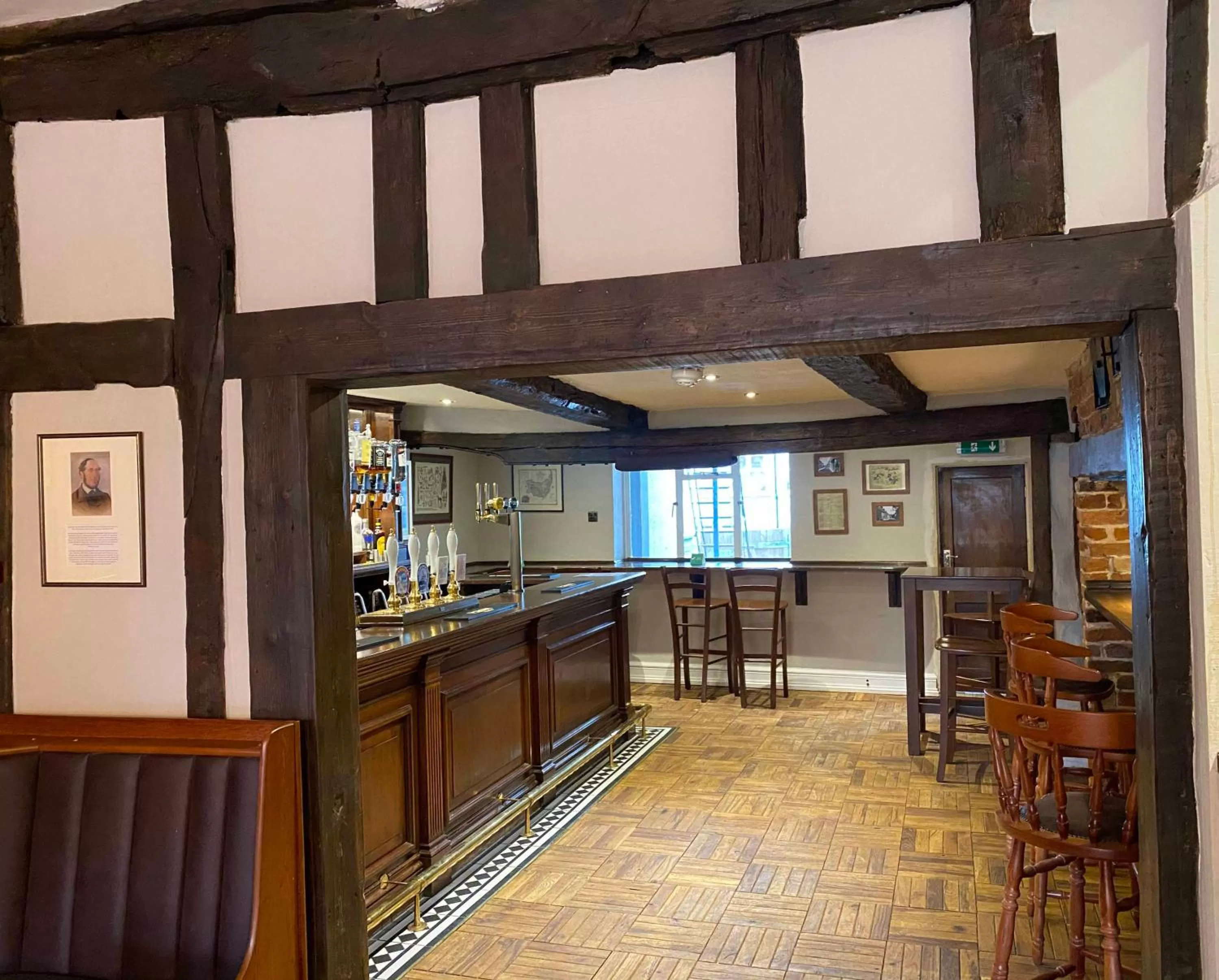 Lounge or bar in The Bull Inn