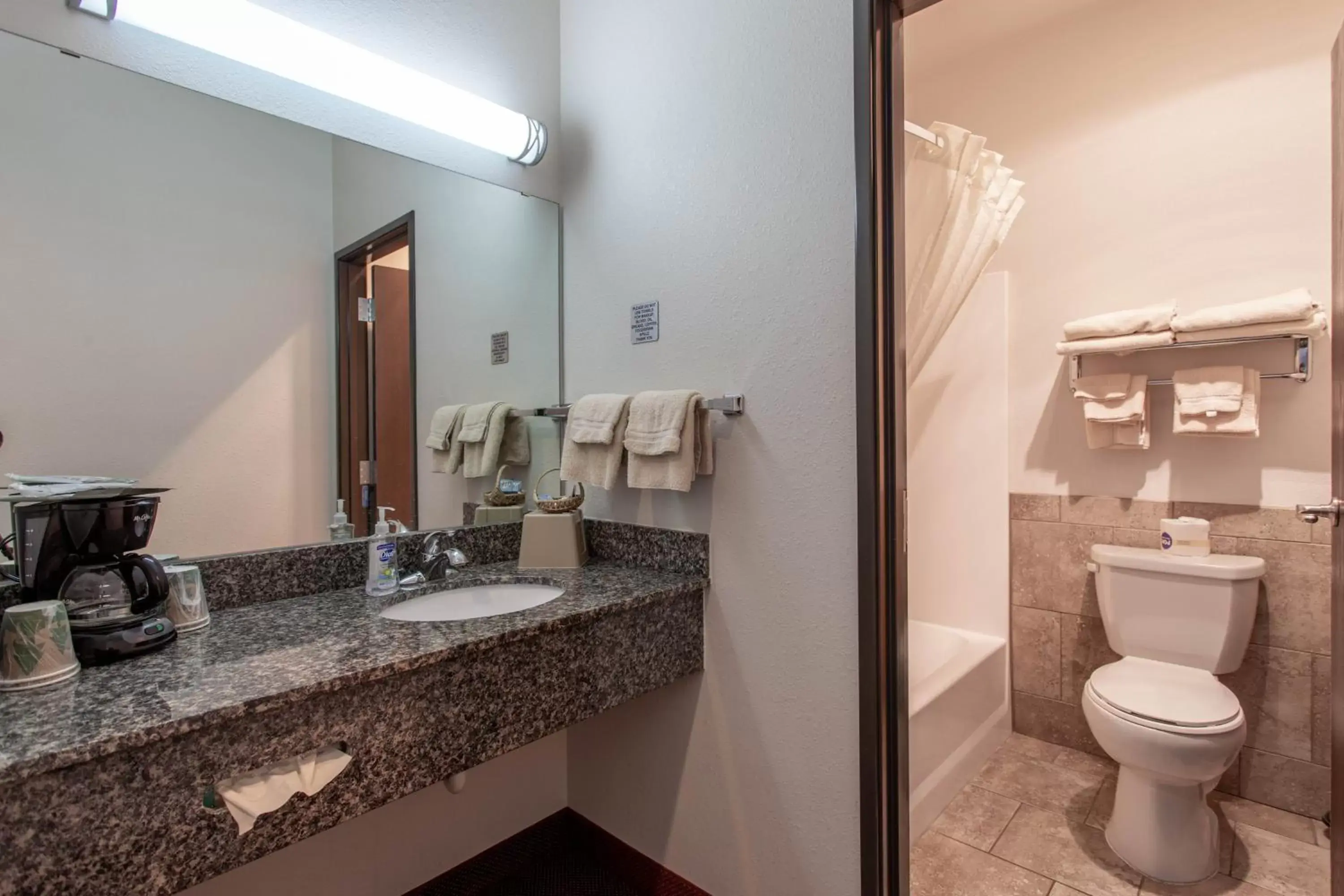 Bathroom in North Park Inn & Suites