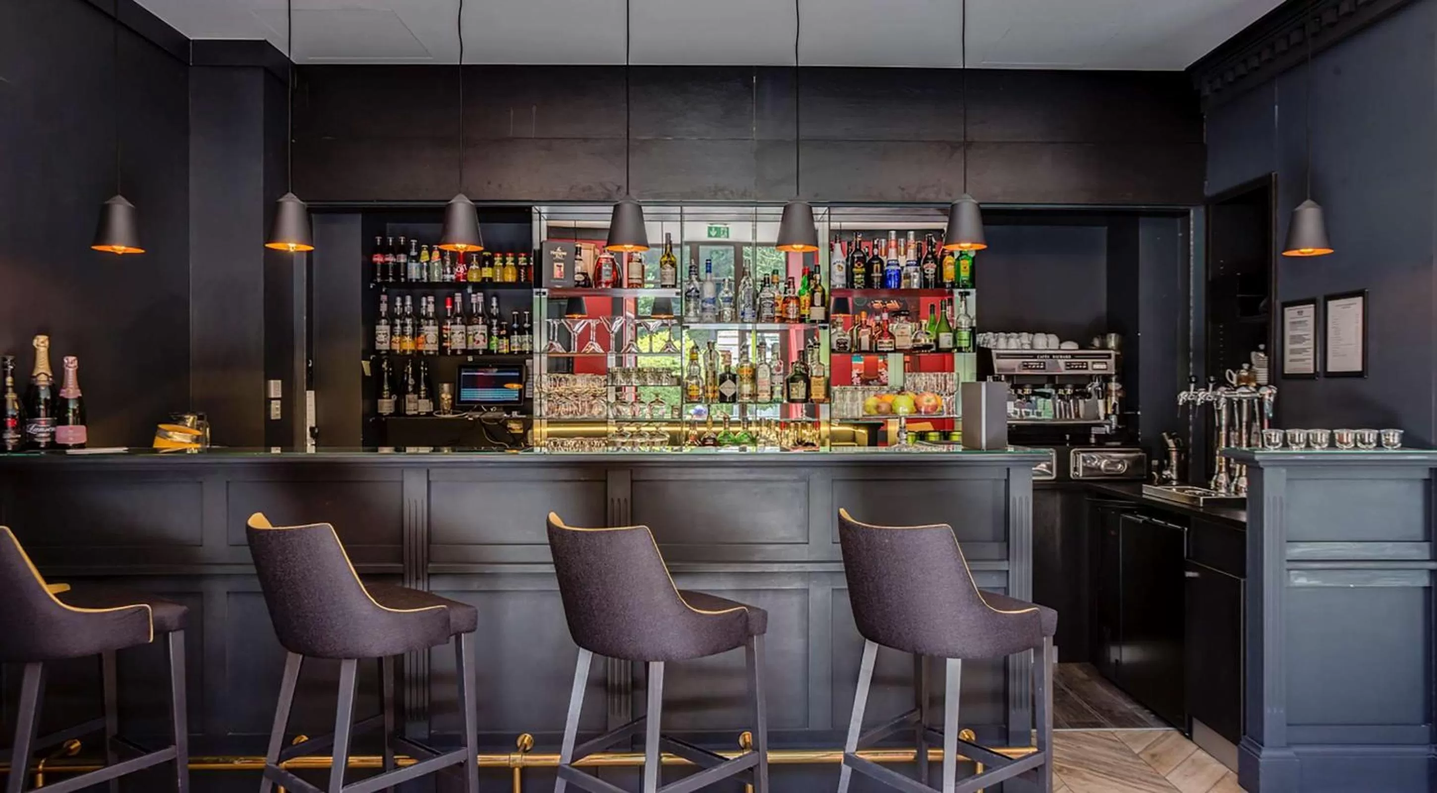 Lounge or bar in Excelsior Chamonix Hôtel & Spa