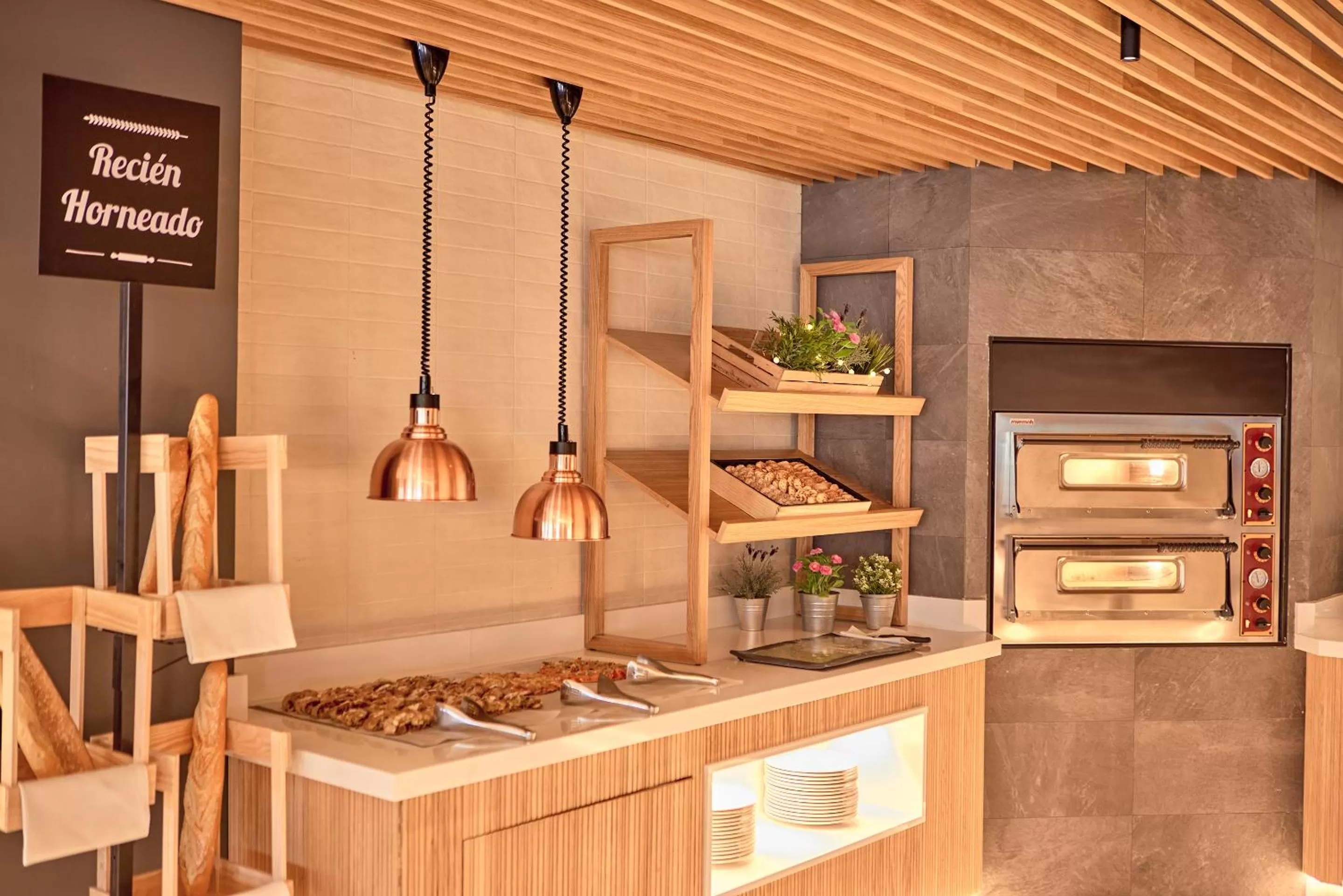 Buffet breakfast in Universal Hotel Lido Park & Spa