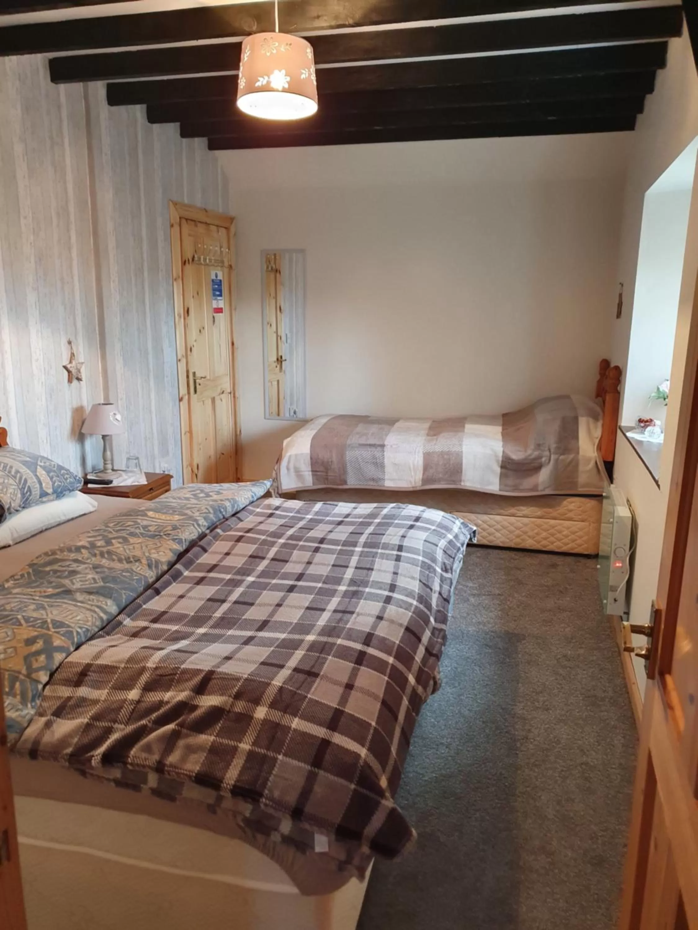 Bedroom, Bed in B&B Drum Farm