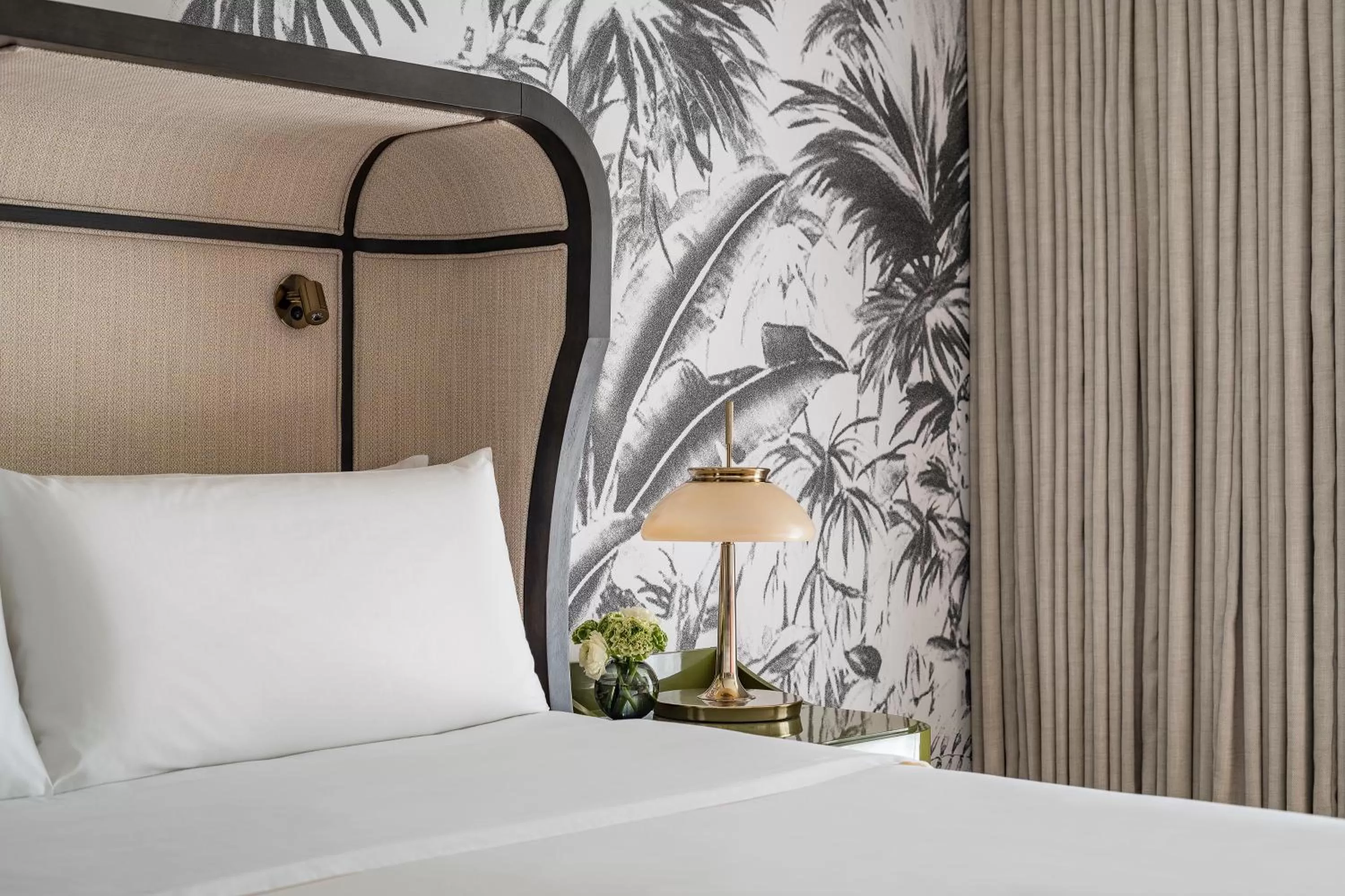 Bed in PGA National Resort