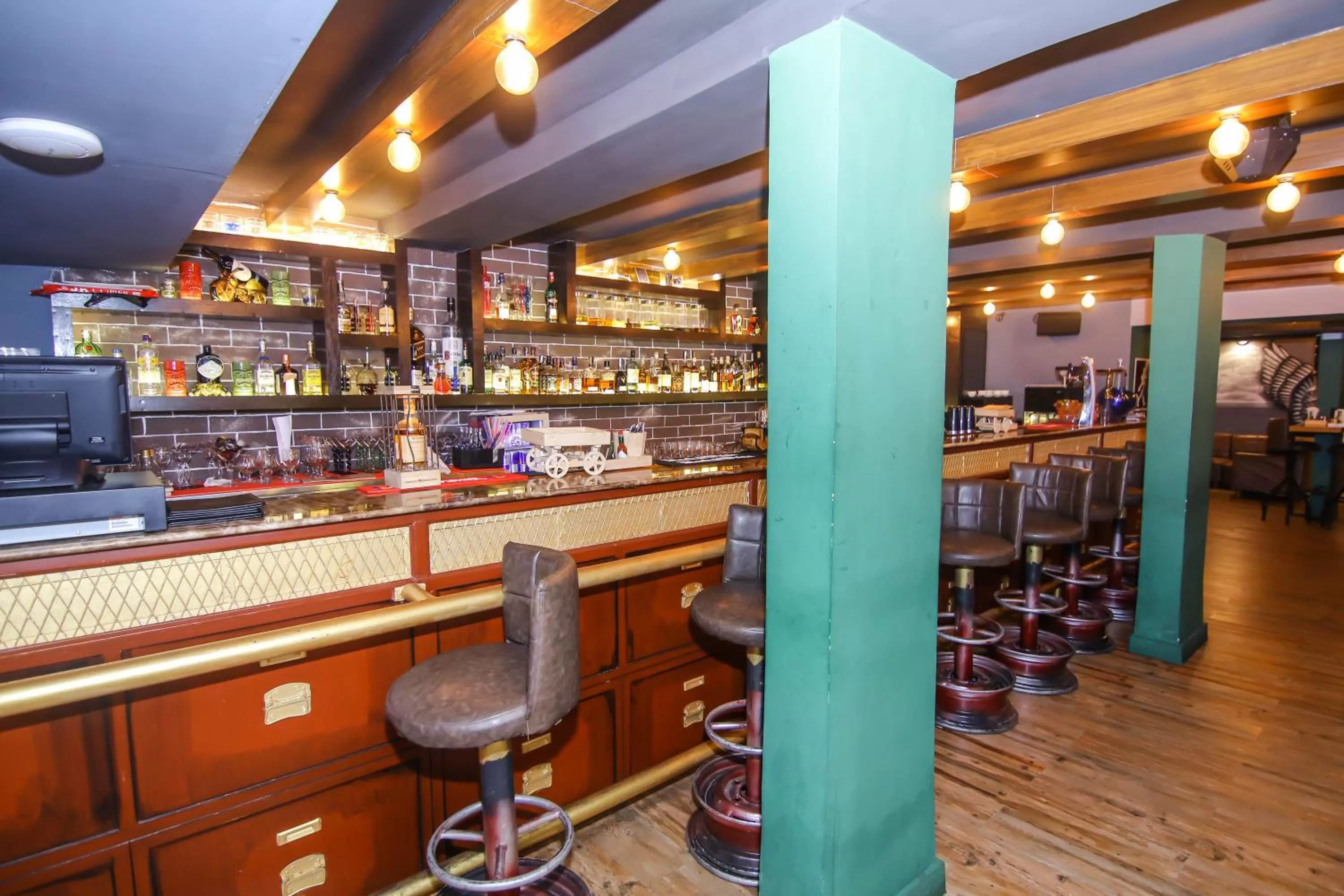 Lounge or bar in Lytton Hotel