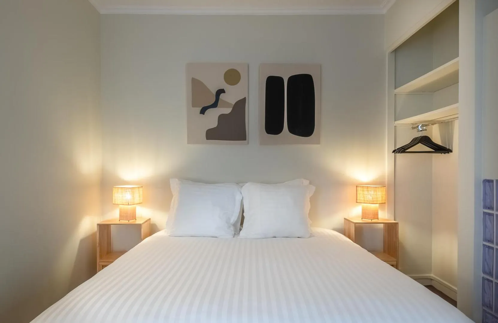 Bedroom, Bed in Makom Pereire