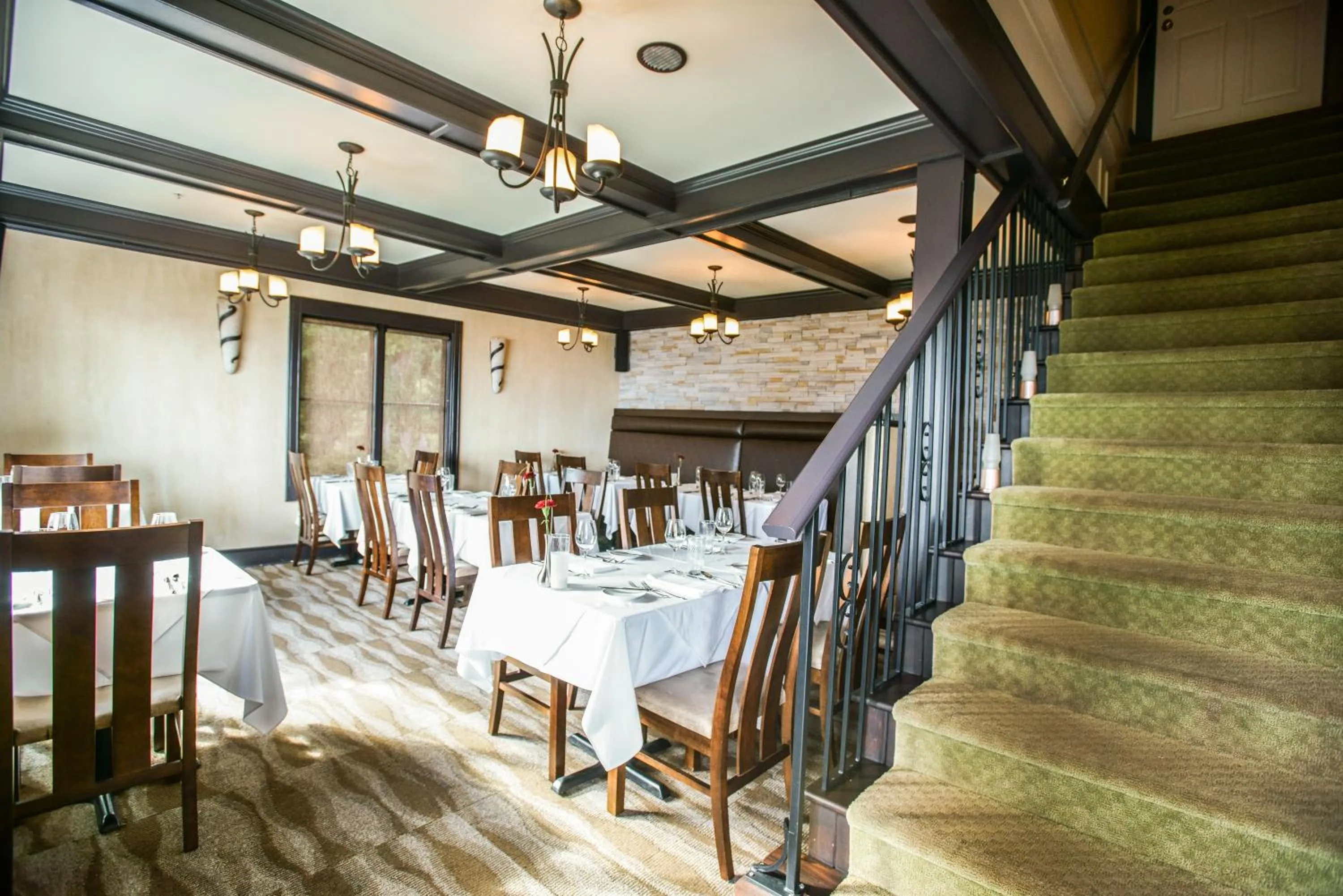 Restaurant/places to eat in Bonniebrook Lodge